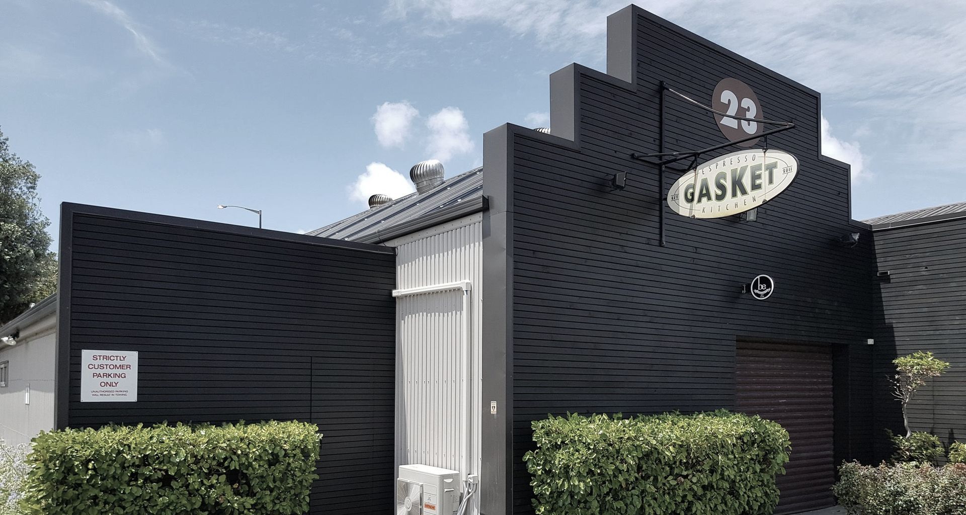 Gasket banner