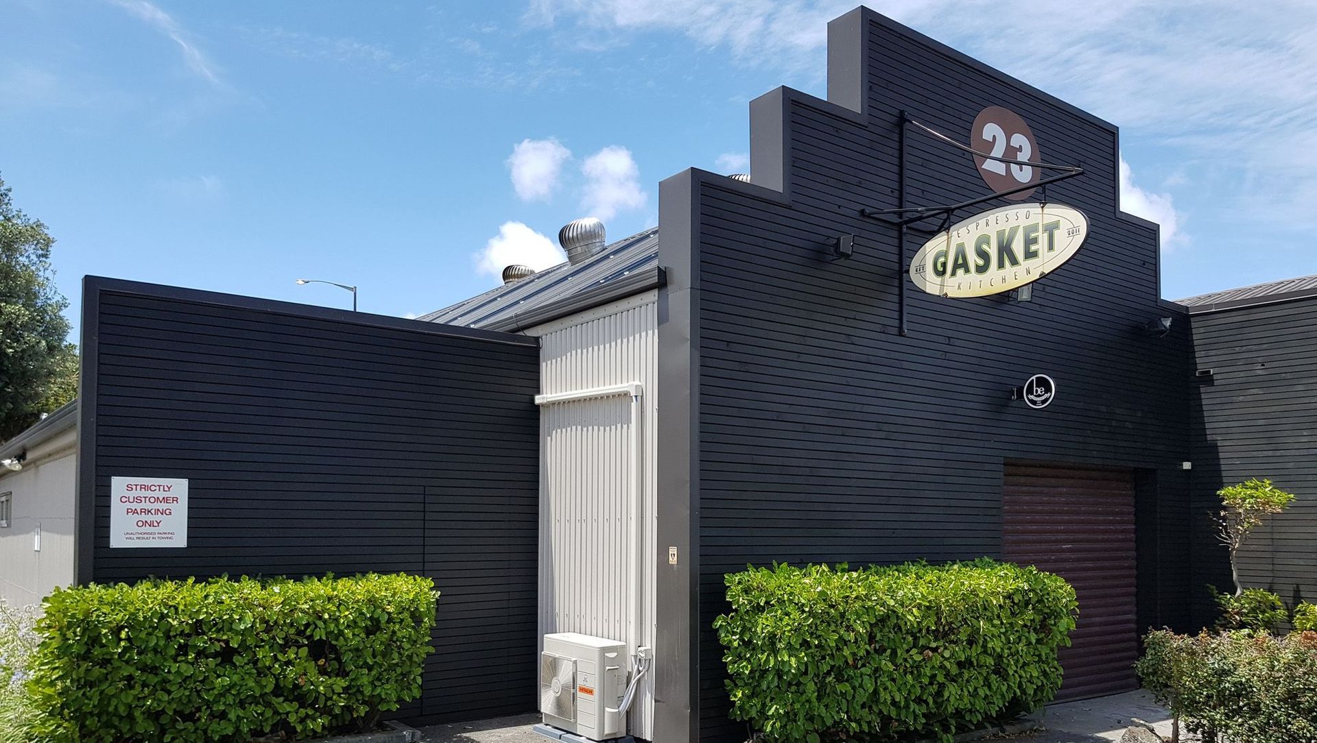 Gasket banner