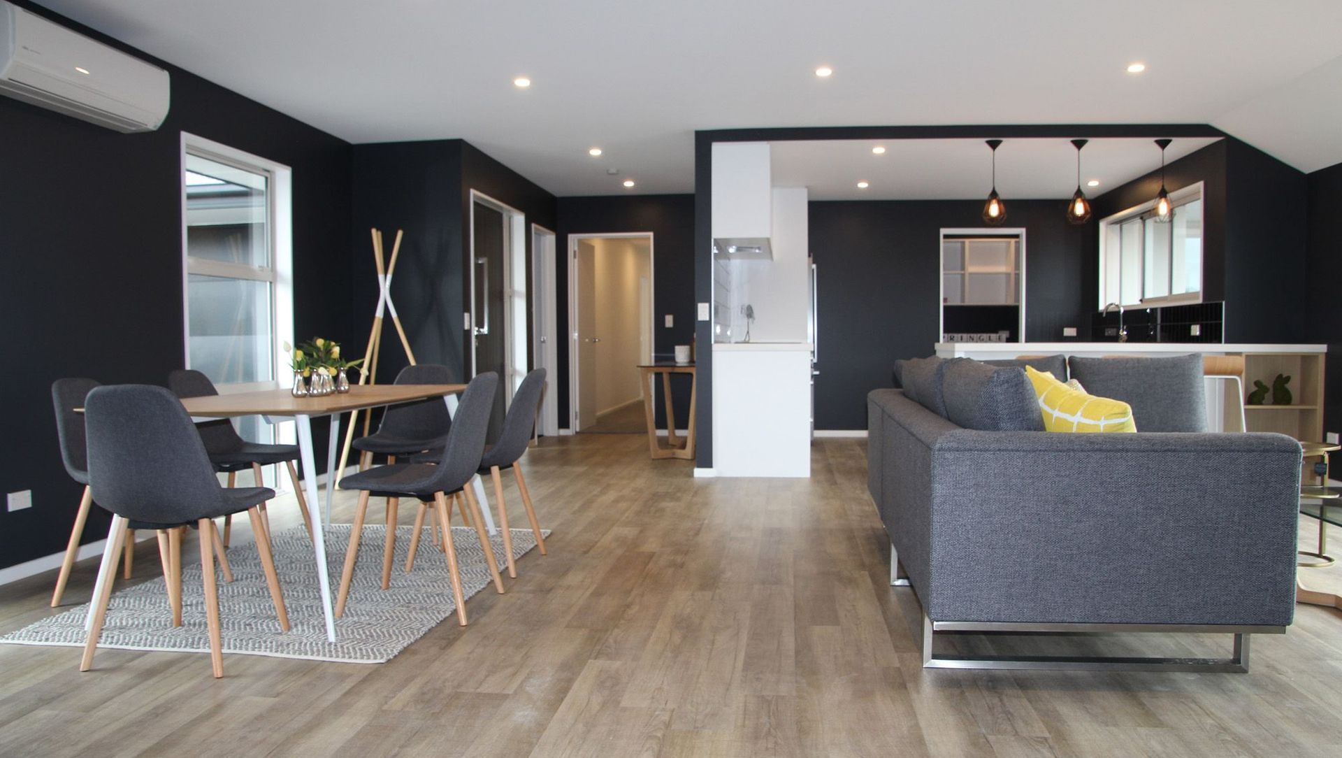 Genoa Showhome banner