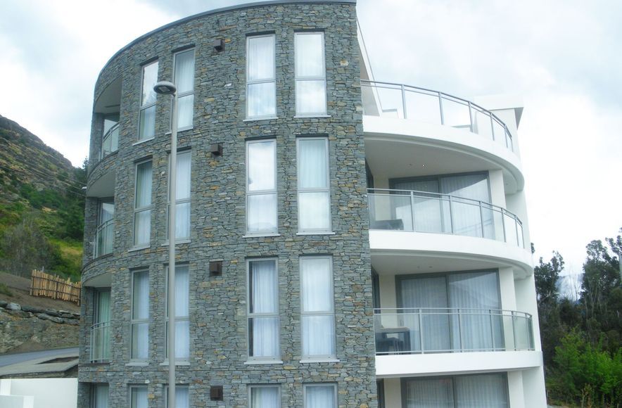Gibbston Valley Schist, Hilton Hotel, Queenstown