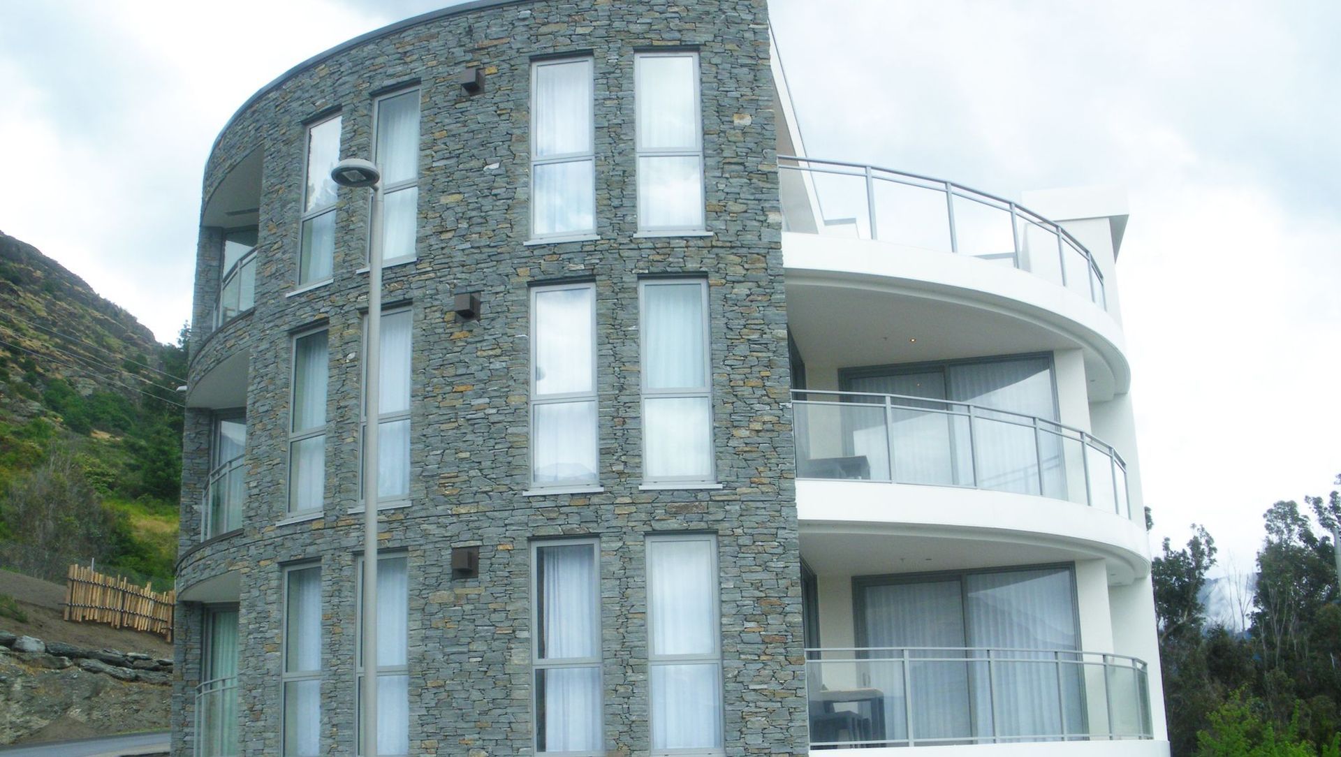 Gibbston Valley Schist, Hilton Hotel, Queenstown banner