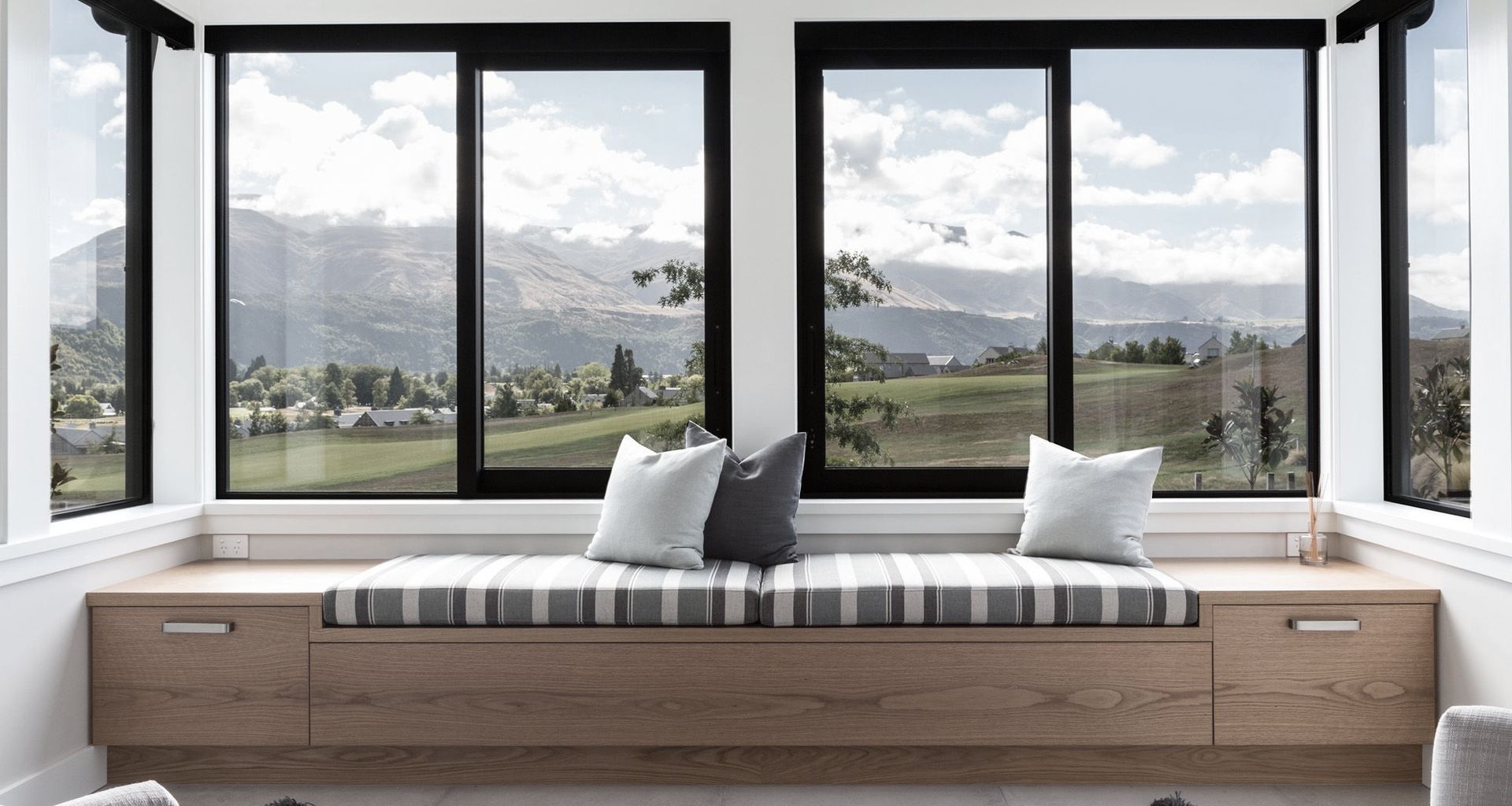 Golf Course Views banner