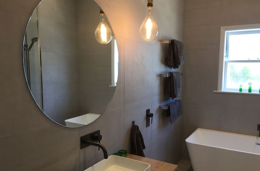 Grand Bathroom