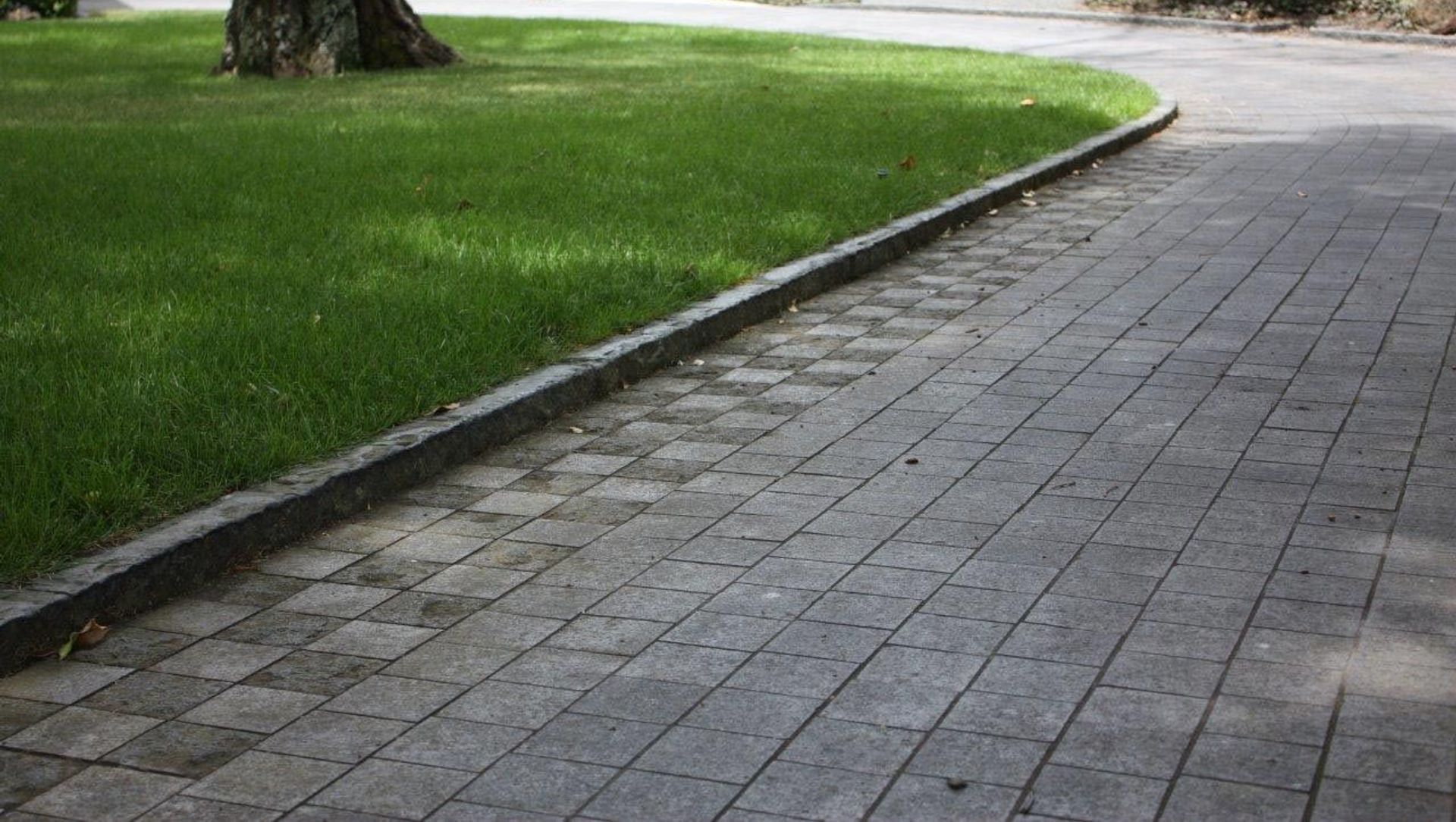 Granite & Basalt Paving banner