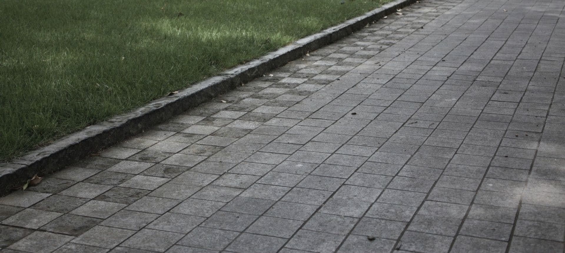 Granite & Basalt Paving banner