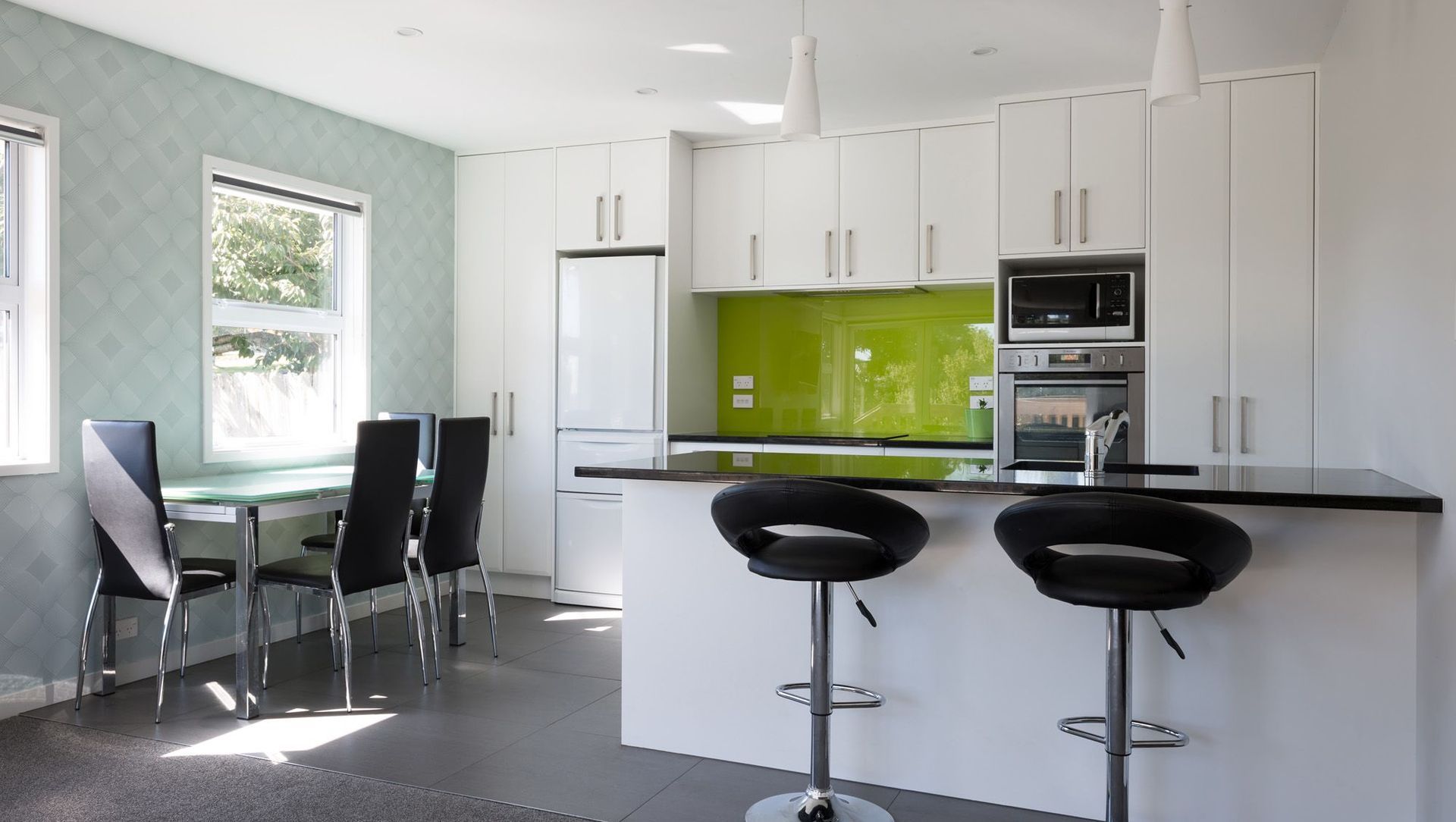 Green Splashback banner