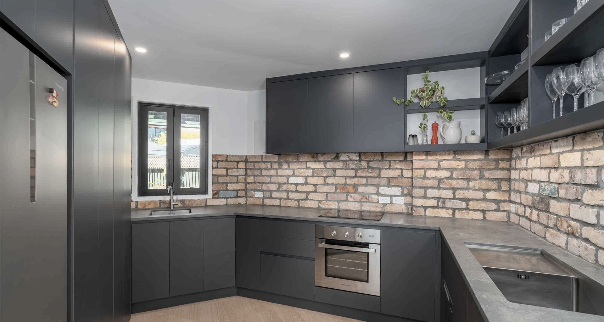 Greenlane Kitchen banner