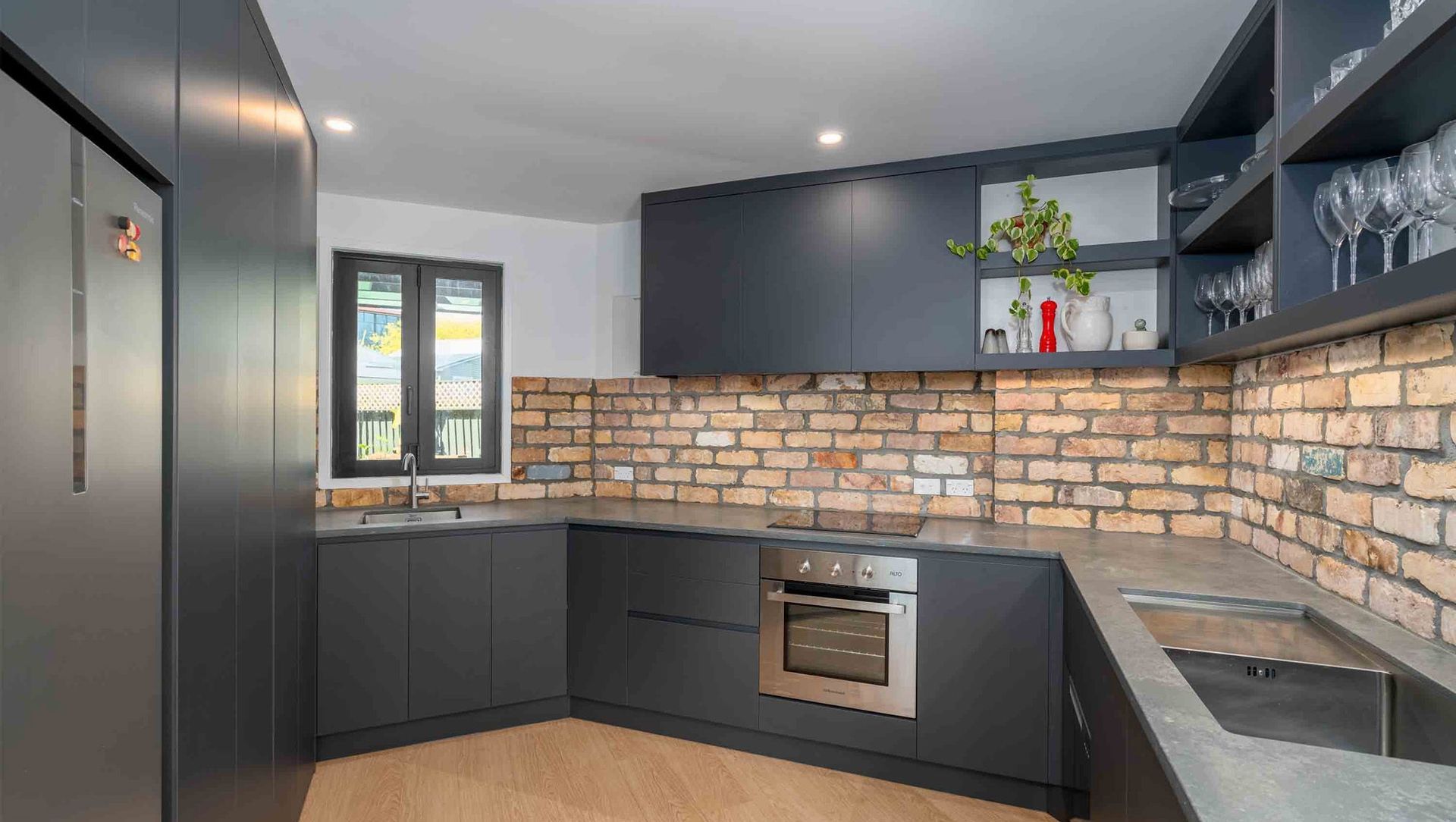 Greenlane Kitchen banner