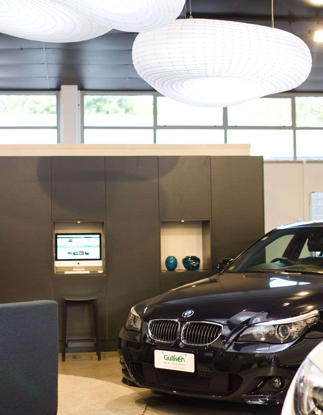 With European and Japanese marques on offer in the showroom it was important that the surroundings complement the product without overshowing it.