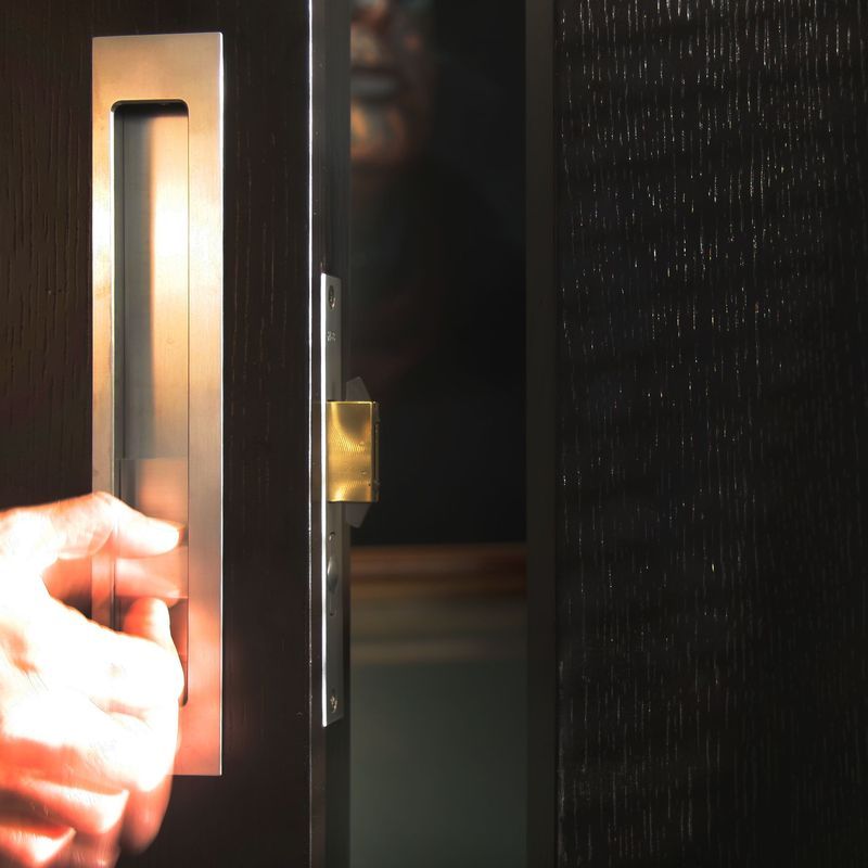 HB1650 Off-Set Lock Set for Sliding and Hinge Doors