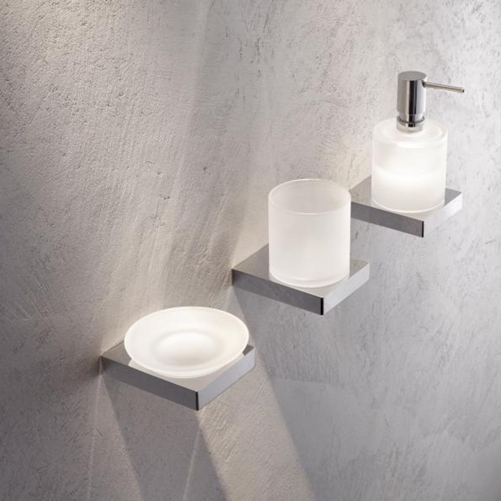 HEWI - Soap Dispensers / Dishes