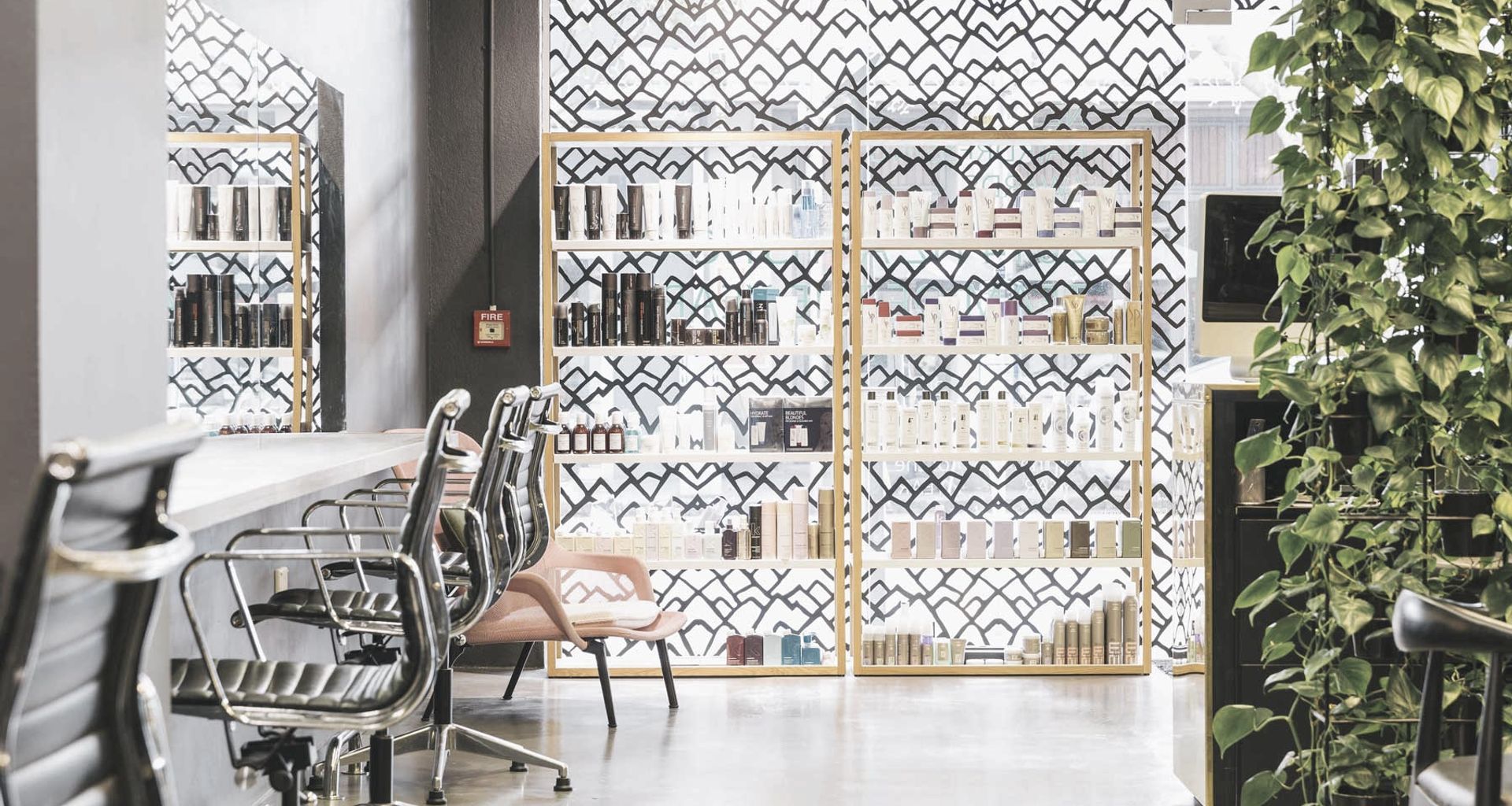 Hamilton Brooks Salon banner