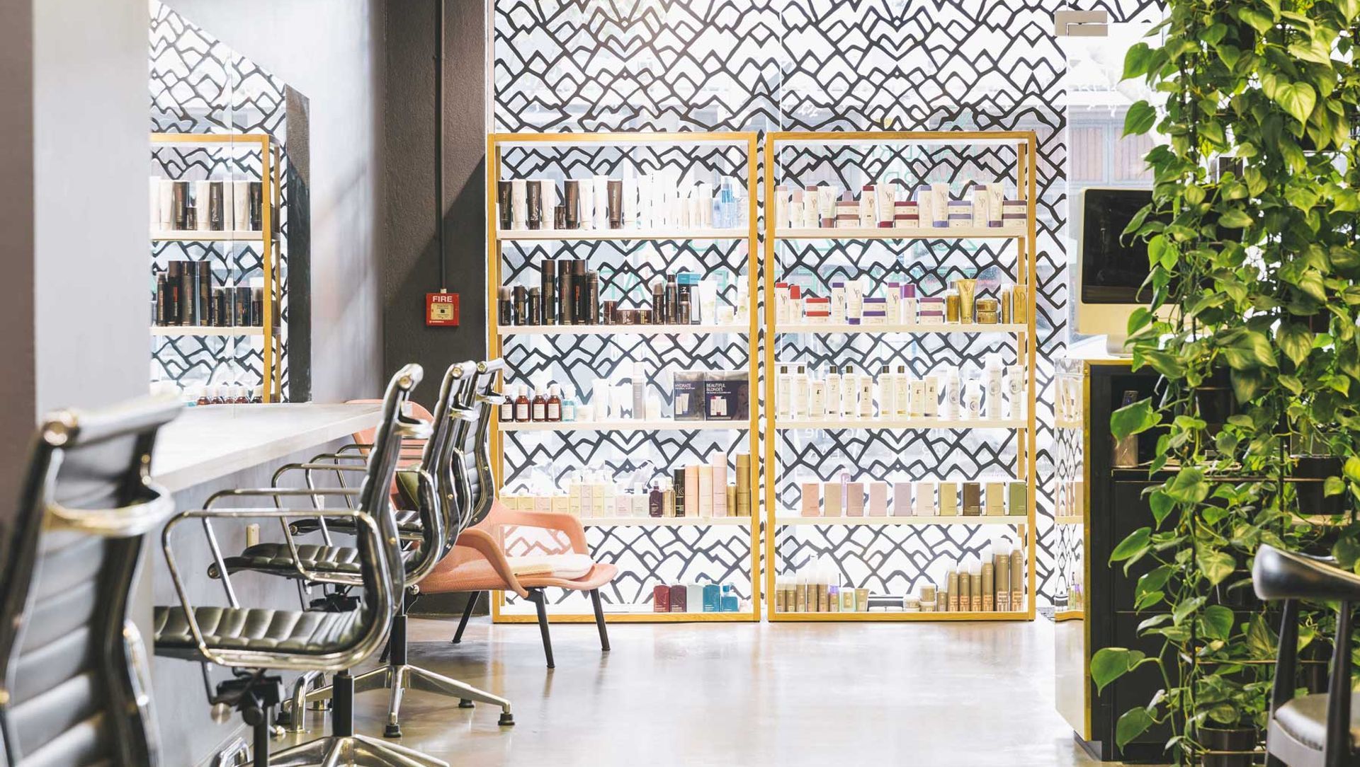 Hamilton Brooks Salon banner