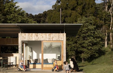Hawk Ridge: a tiny home for a life outdoors