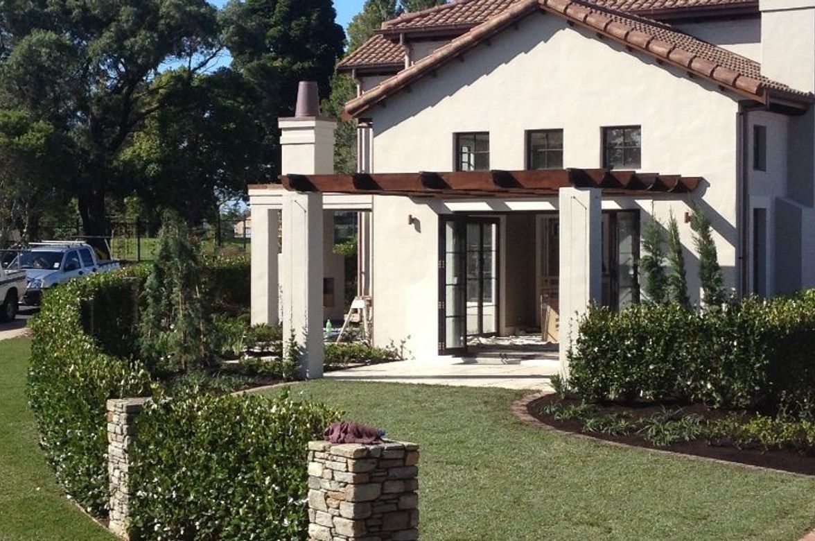 Defining Your Boundary With  Instant Hedges