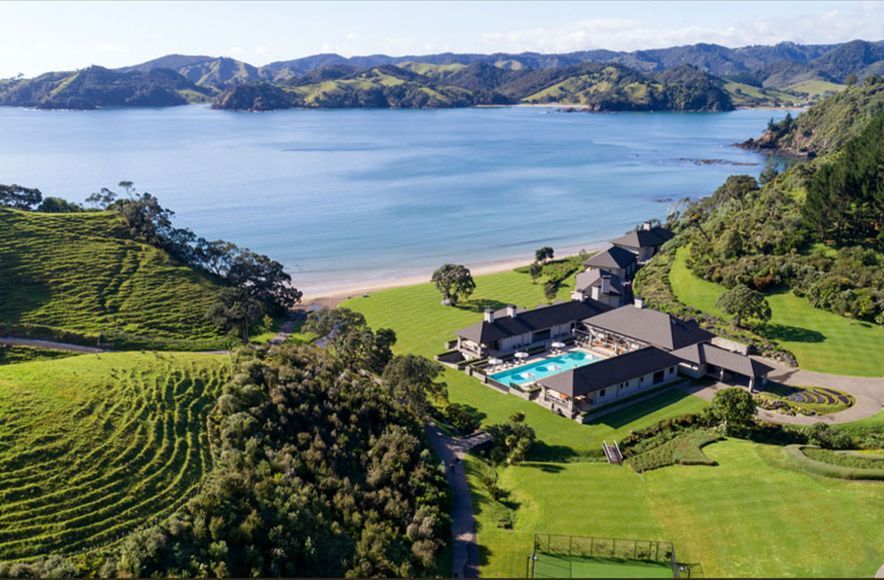 Helena Bay Lodge