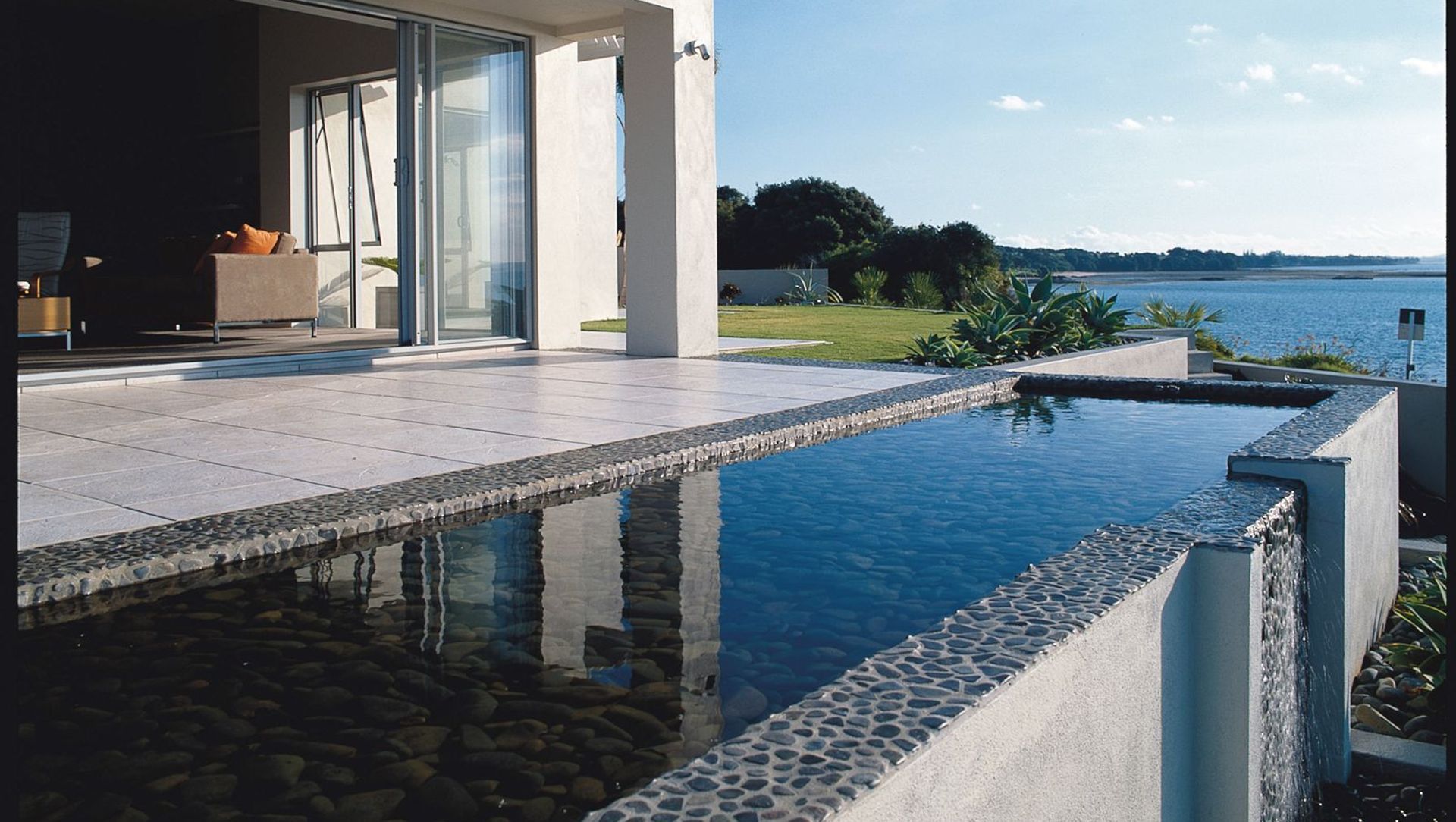 Omana Beach Residence banner