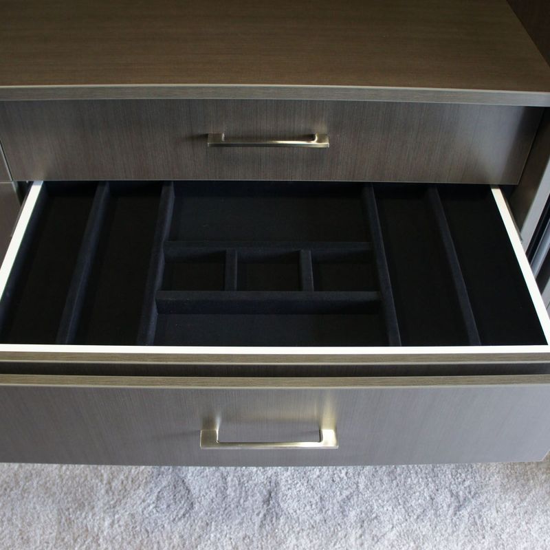 ACCESSORIES - Hidden Jewellery Drawer