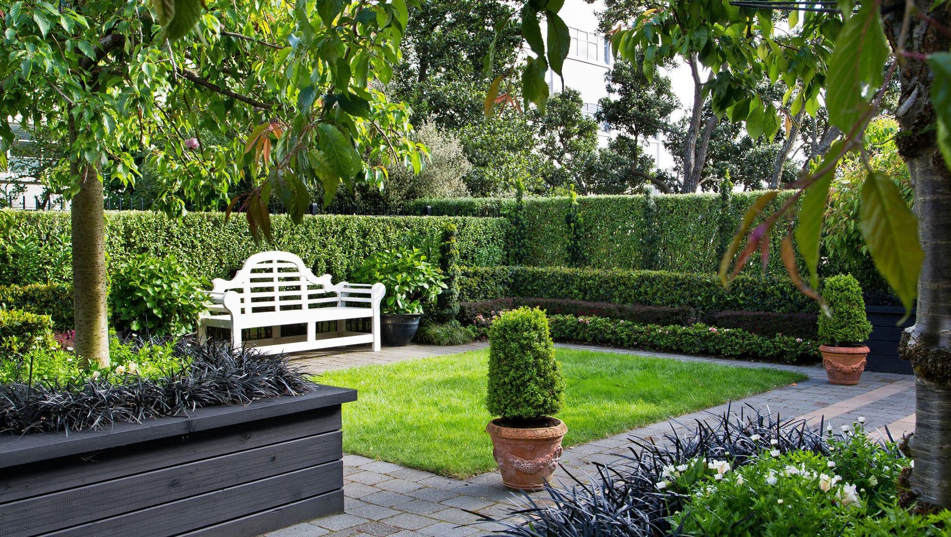 White Lutyens Bench