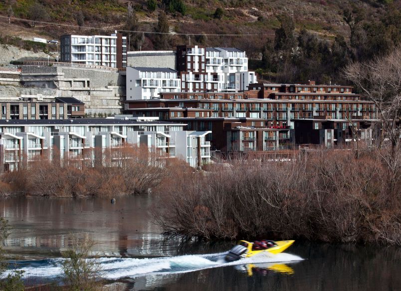Hilton Hotel, Queenstown | Peddle Thorp Architects