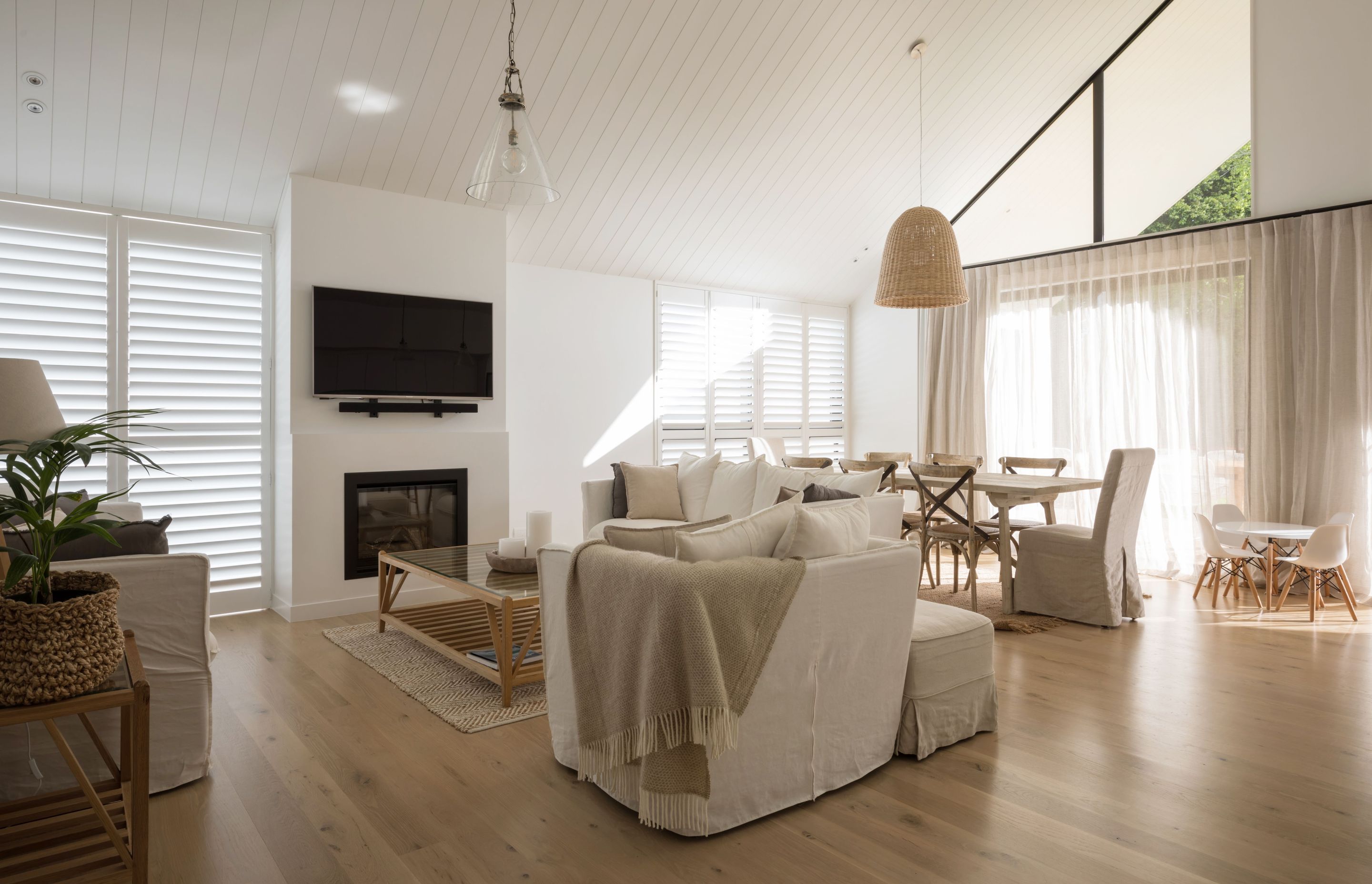 Hobsonville Home III - Solid American White Oak Flooring finished w/ Waterborne Polyurethane