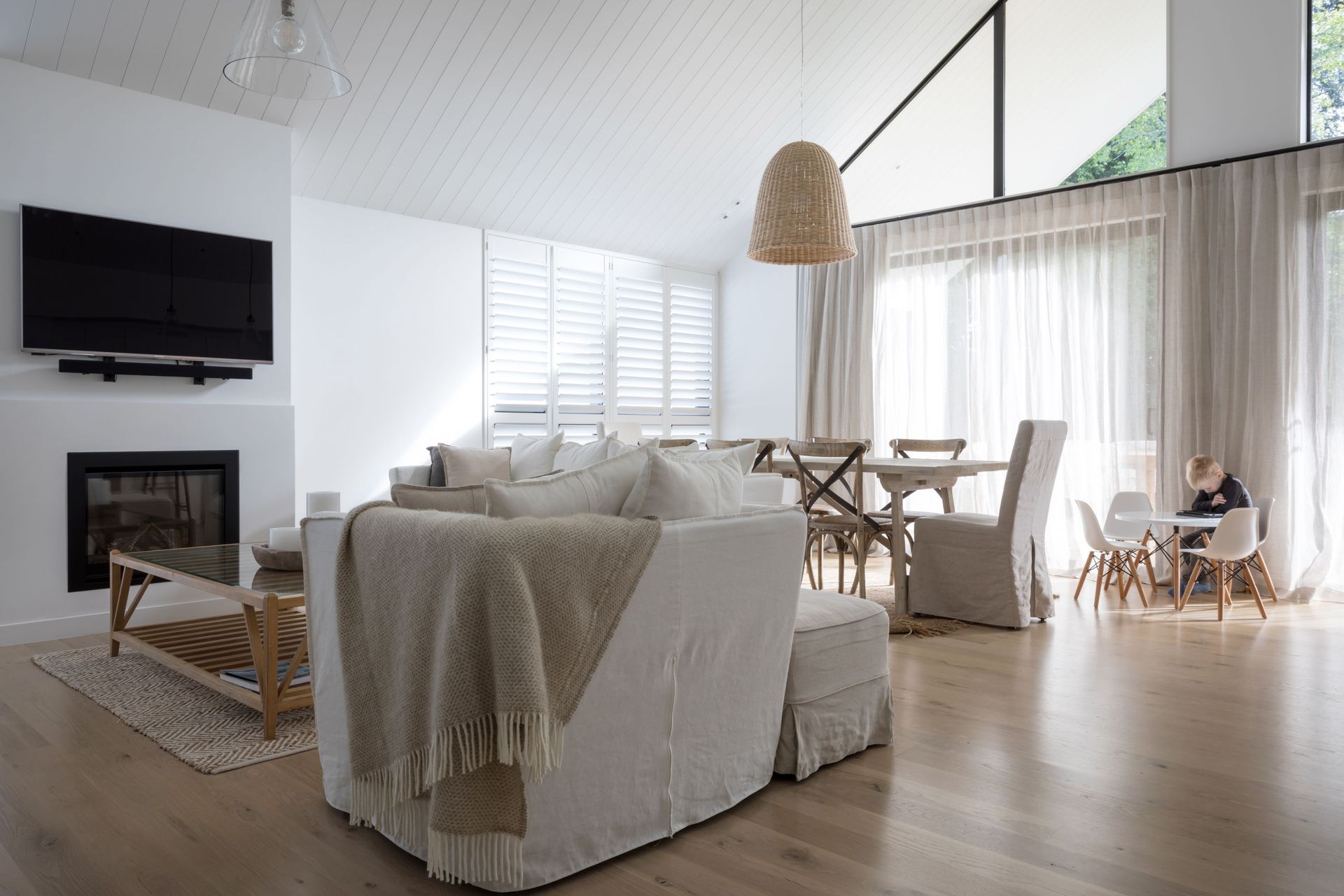 Hobsonville Home III - Solid American White Oak Flooring finished w/ Waterborne Polyurethane
