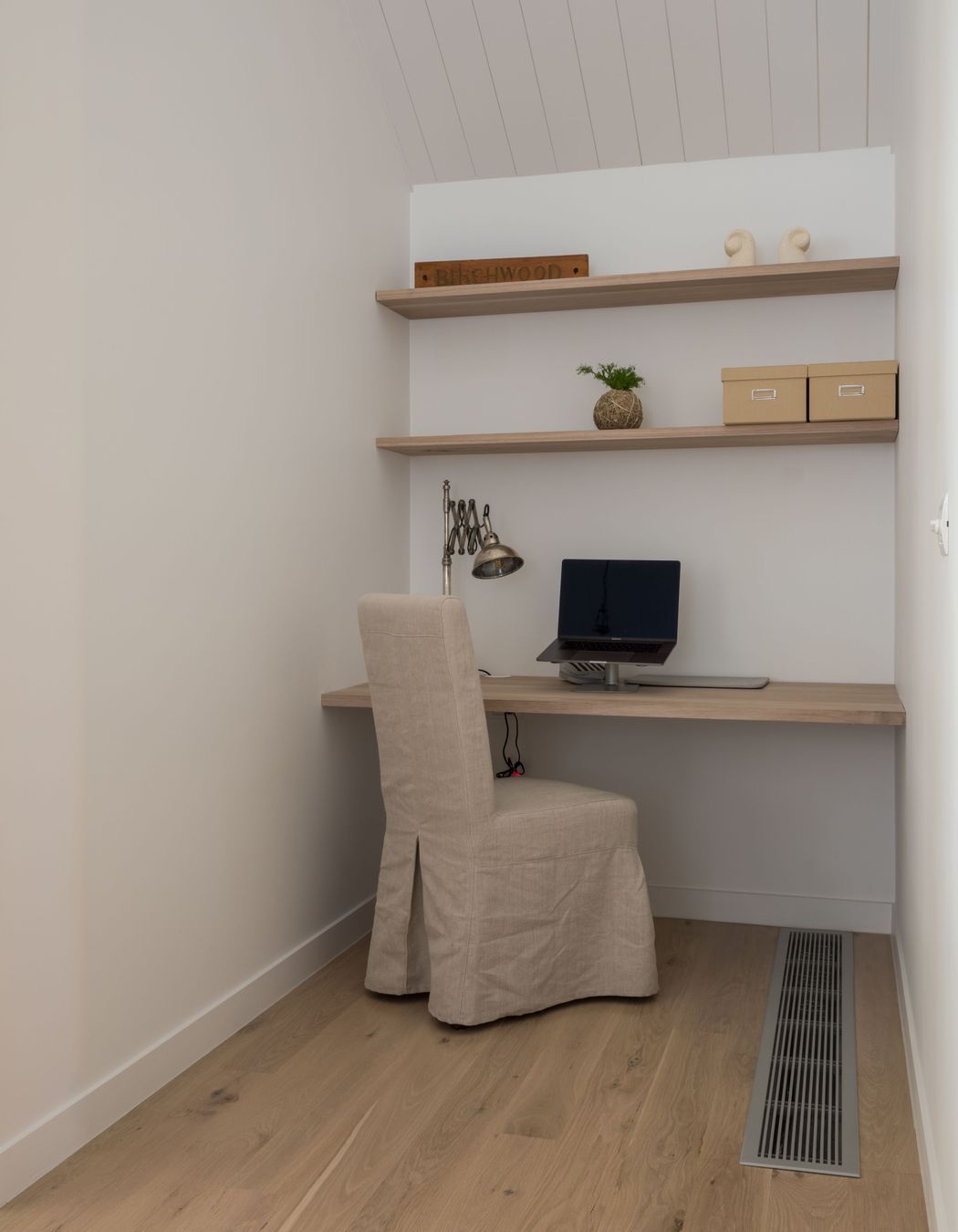 Hobsonville Home III - Solid American White Oak Flooring finished w/ Waterborne Polyurethane