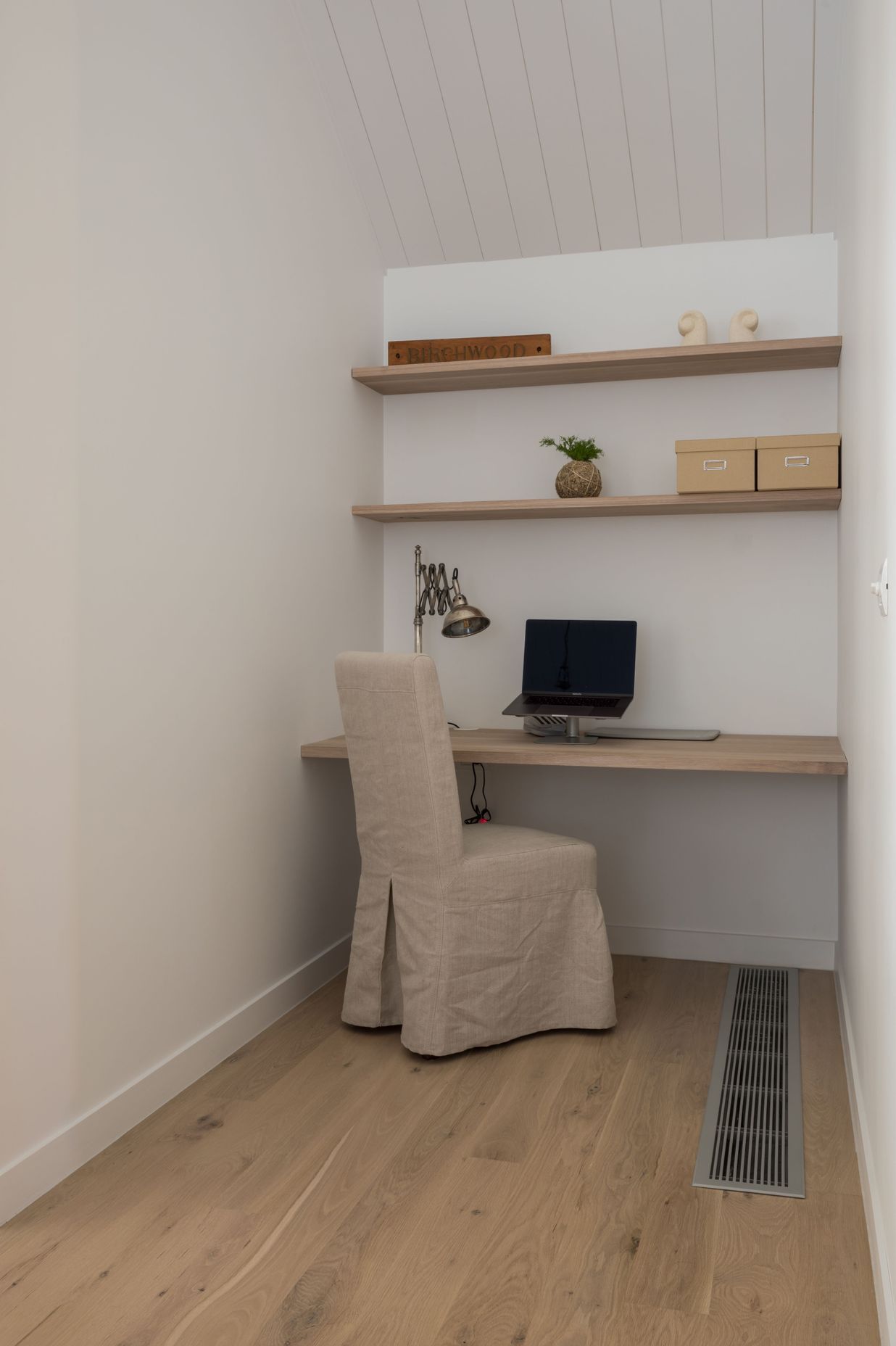 Hobsonville Home III - Solid American White Oak Flooring finished w/ Waterborne Polyurethane