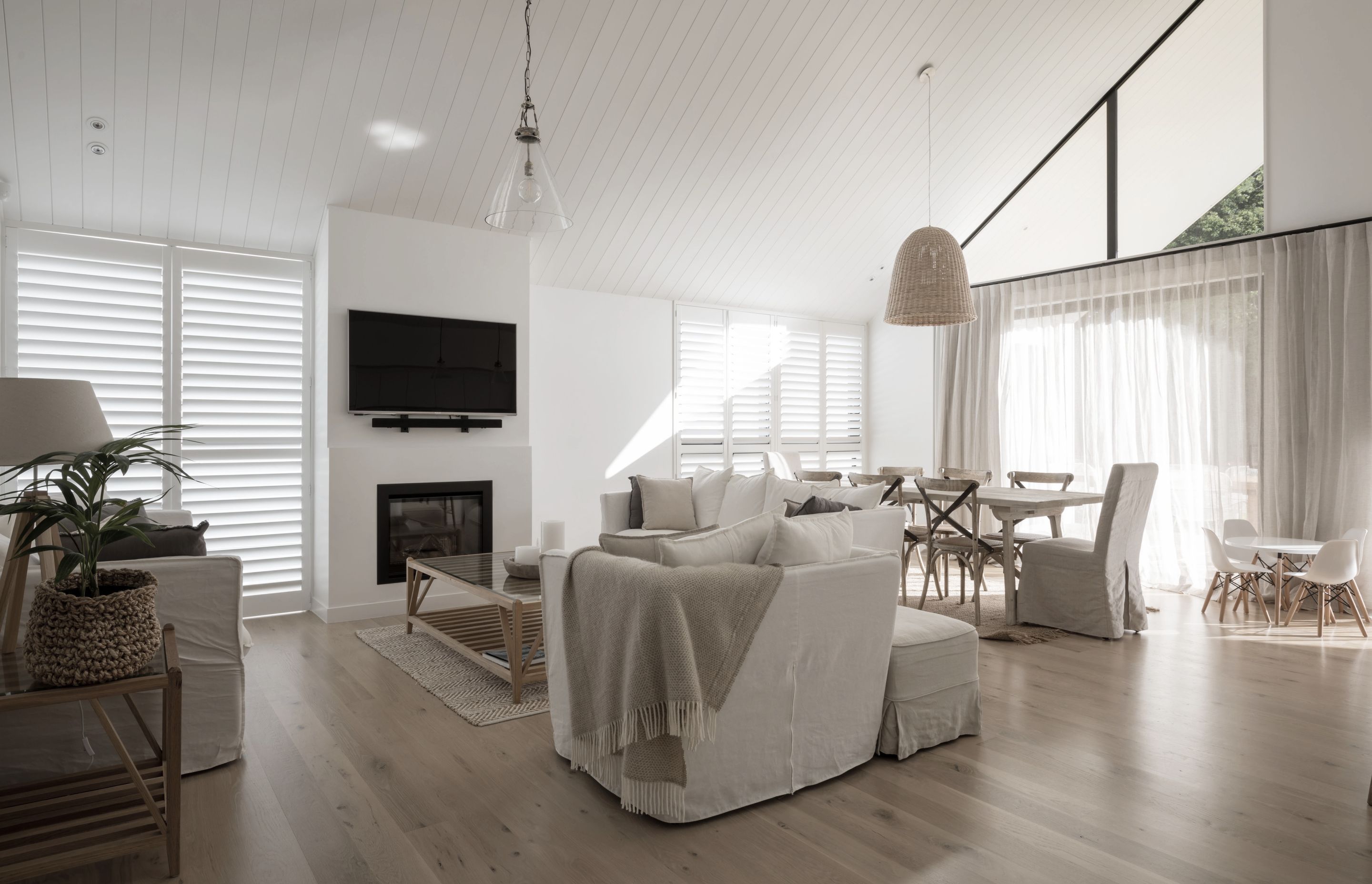 Hobsonville Home III - Solid American White Oak Flooring finished w/ Waterborne Polyurethane