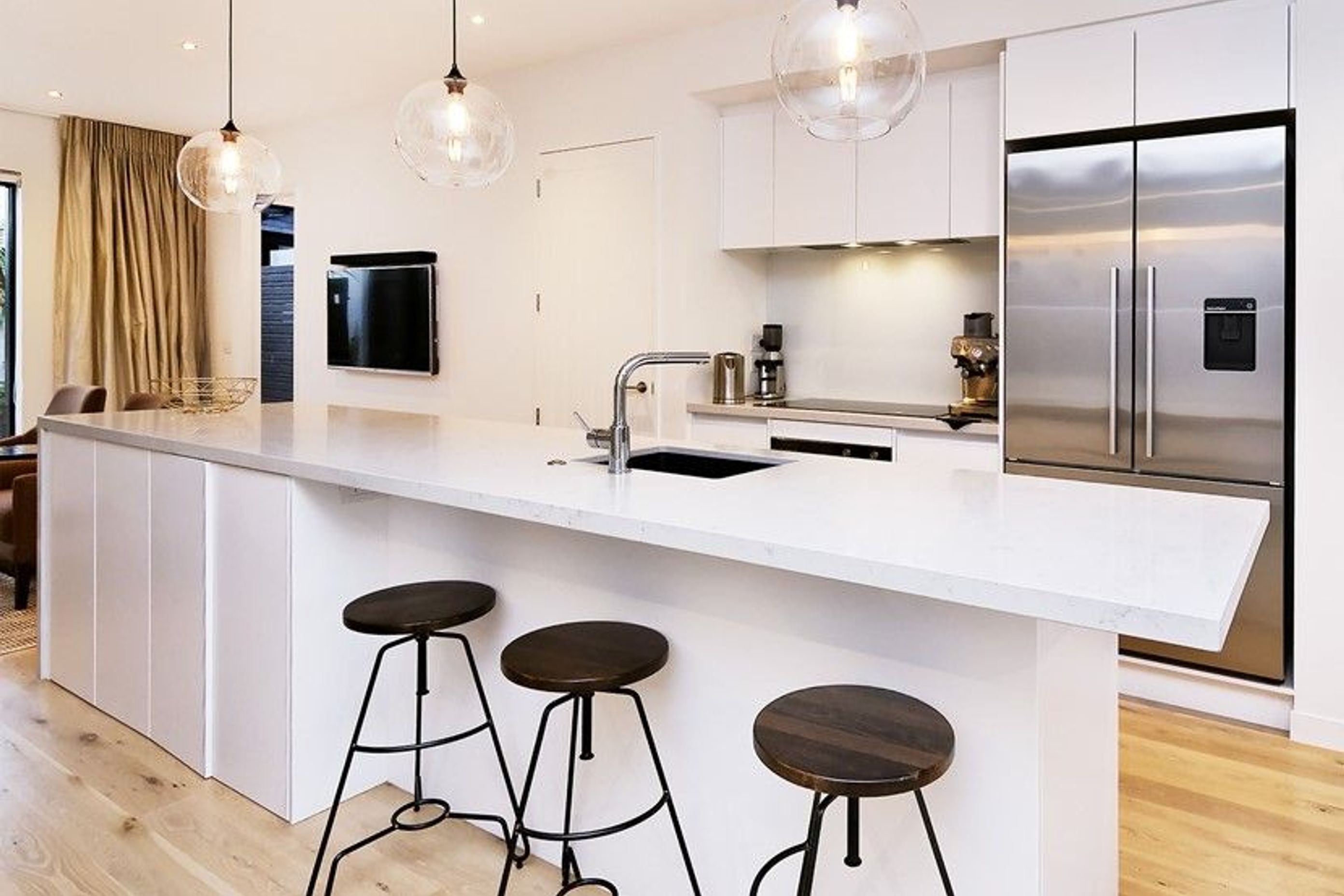 Hobsonville V - Solid American White Oak Flooring finished w/ clear waterborne polyurethane
