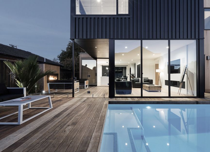 Holcroft Prestige