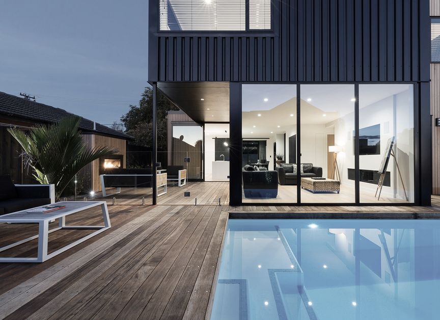 Holcroft Prestige