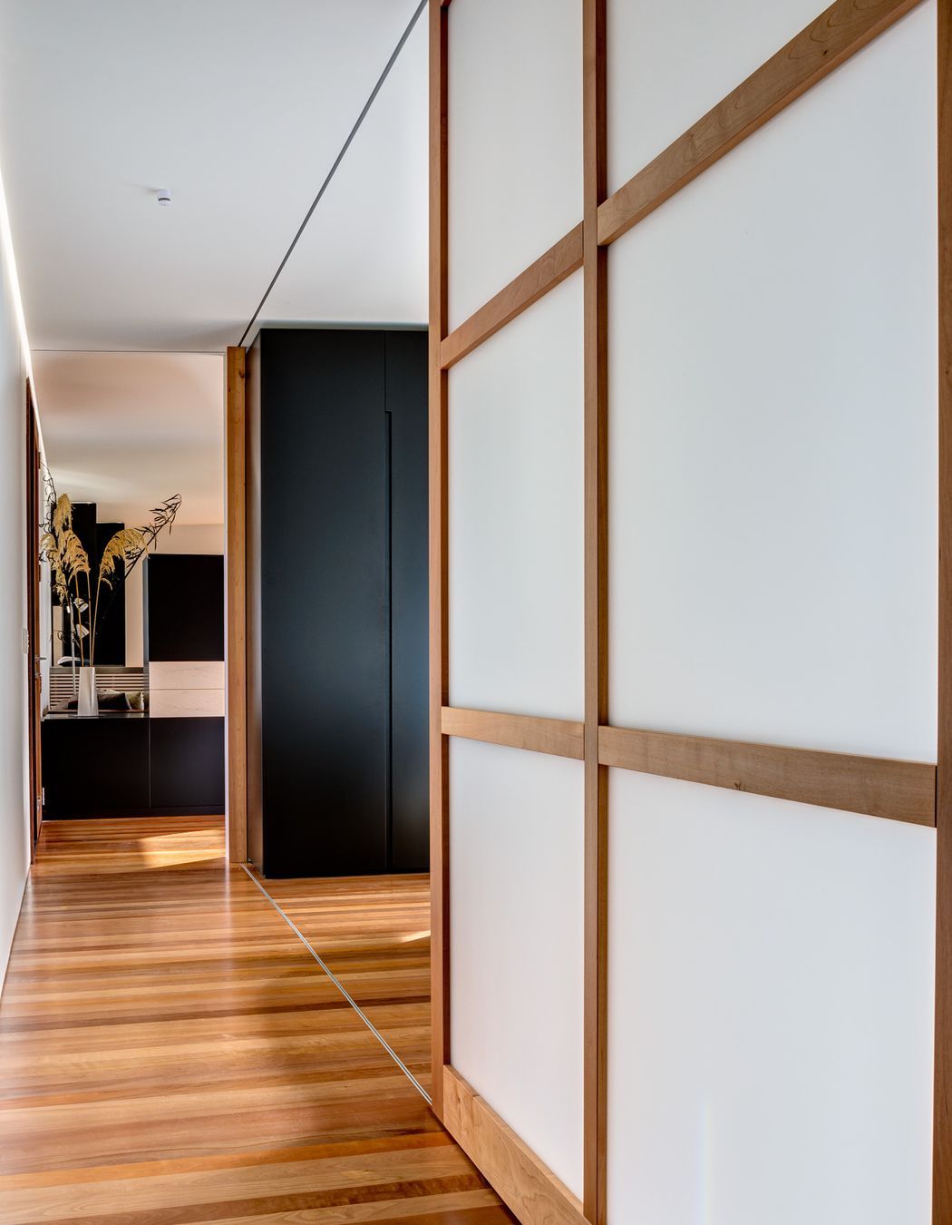 Two doors over three rooms