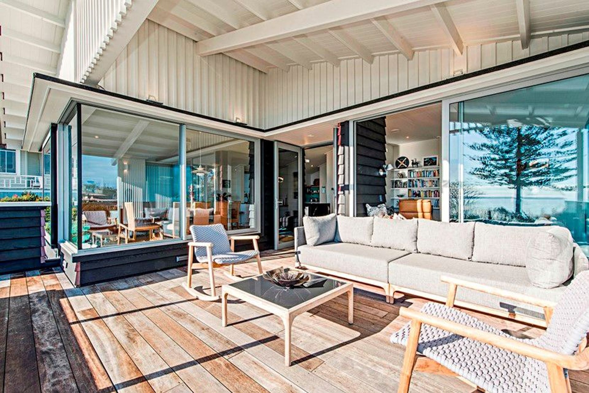 Howick Renovation - Engineered European Oak finished w/ waterborne polyurethane