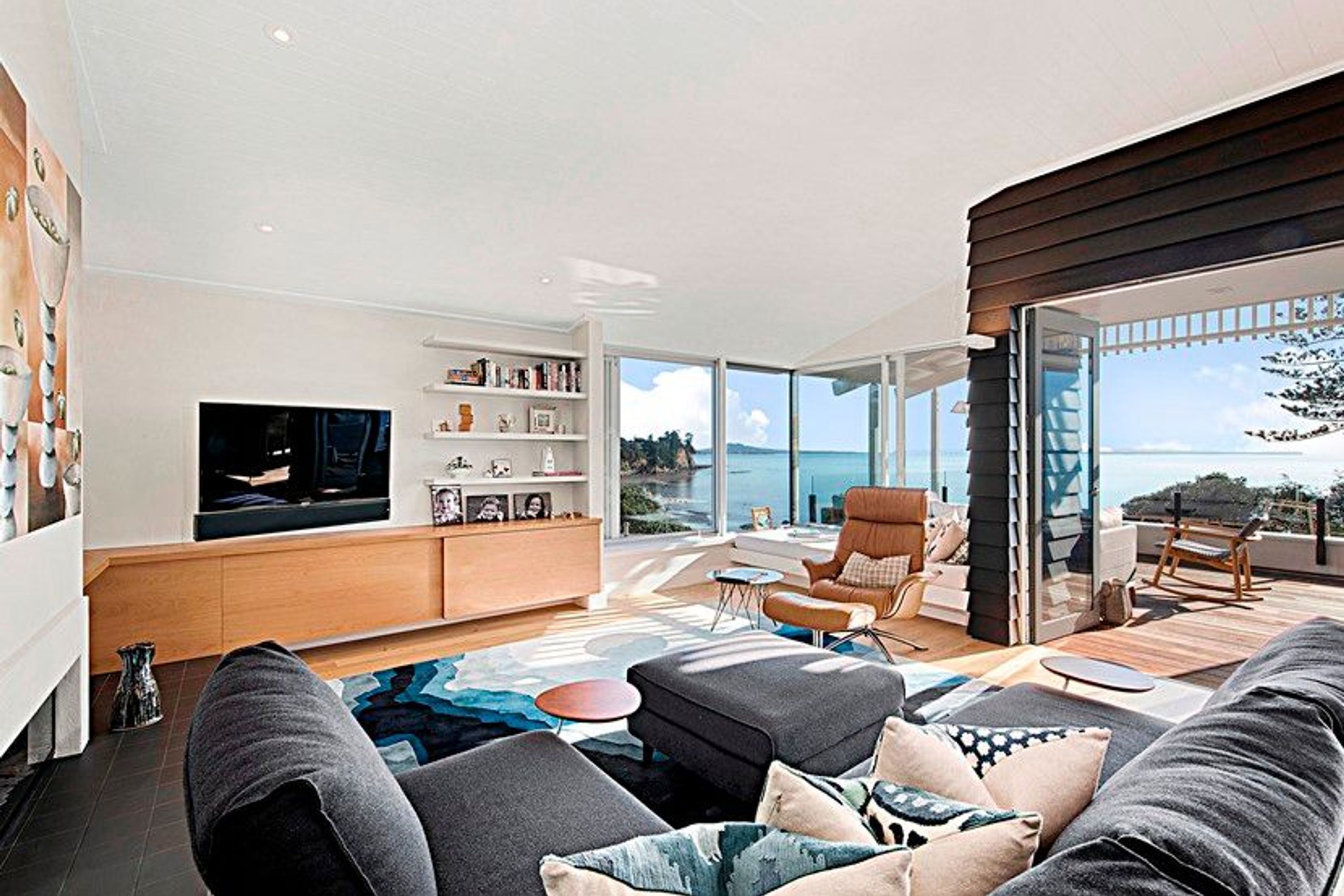 Howick Renovation - Engineered European Oak finished w/ waterborne polyurethane