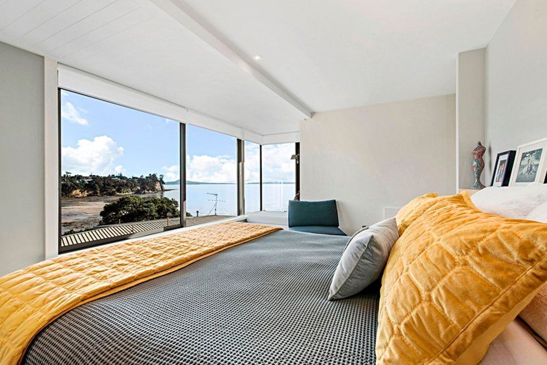 Howick Renovation - Engineered European Oak finished w/ waterborne polyurethane