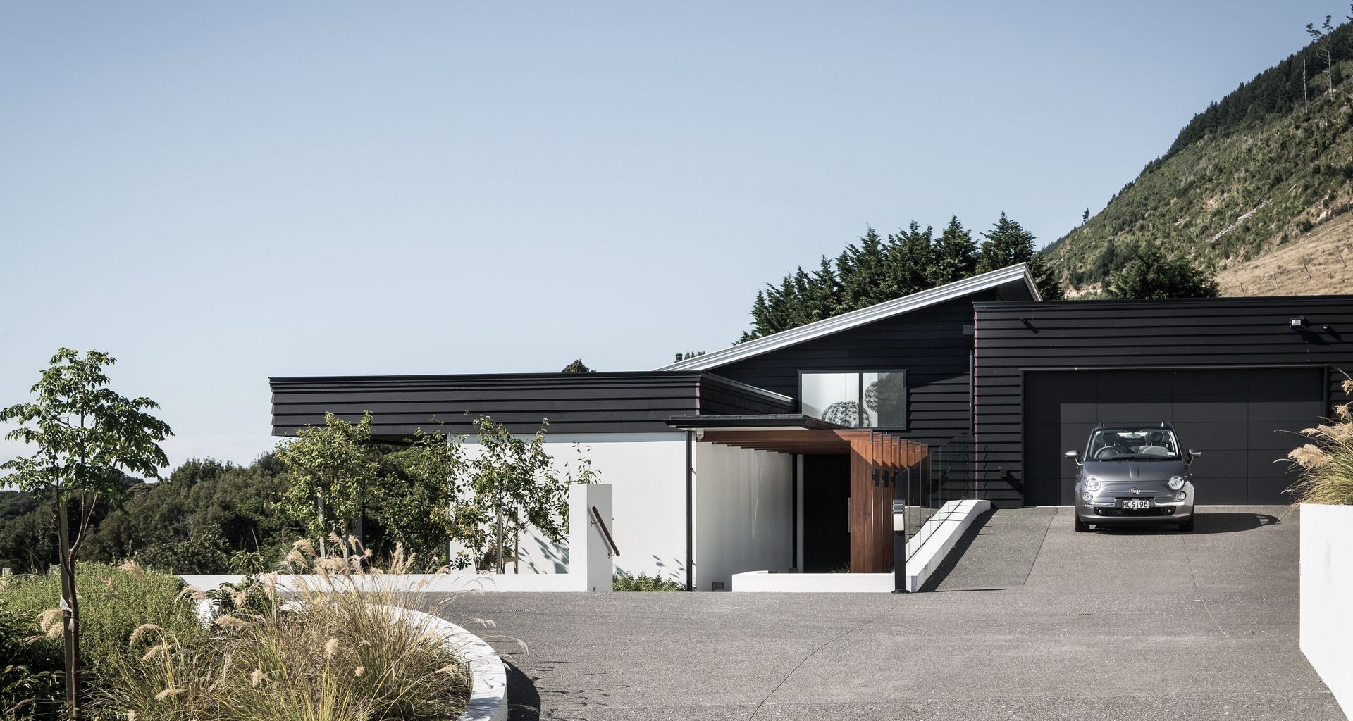 Huia House banner