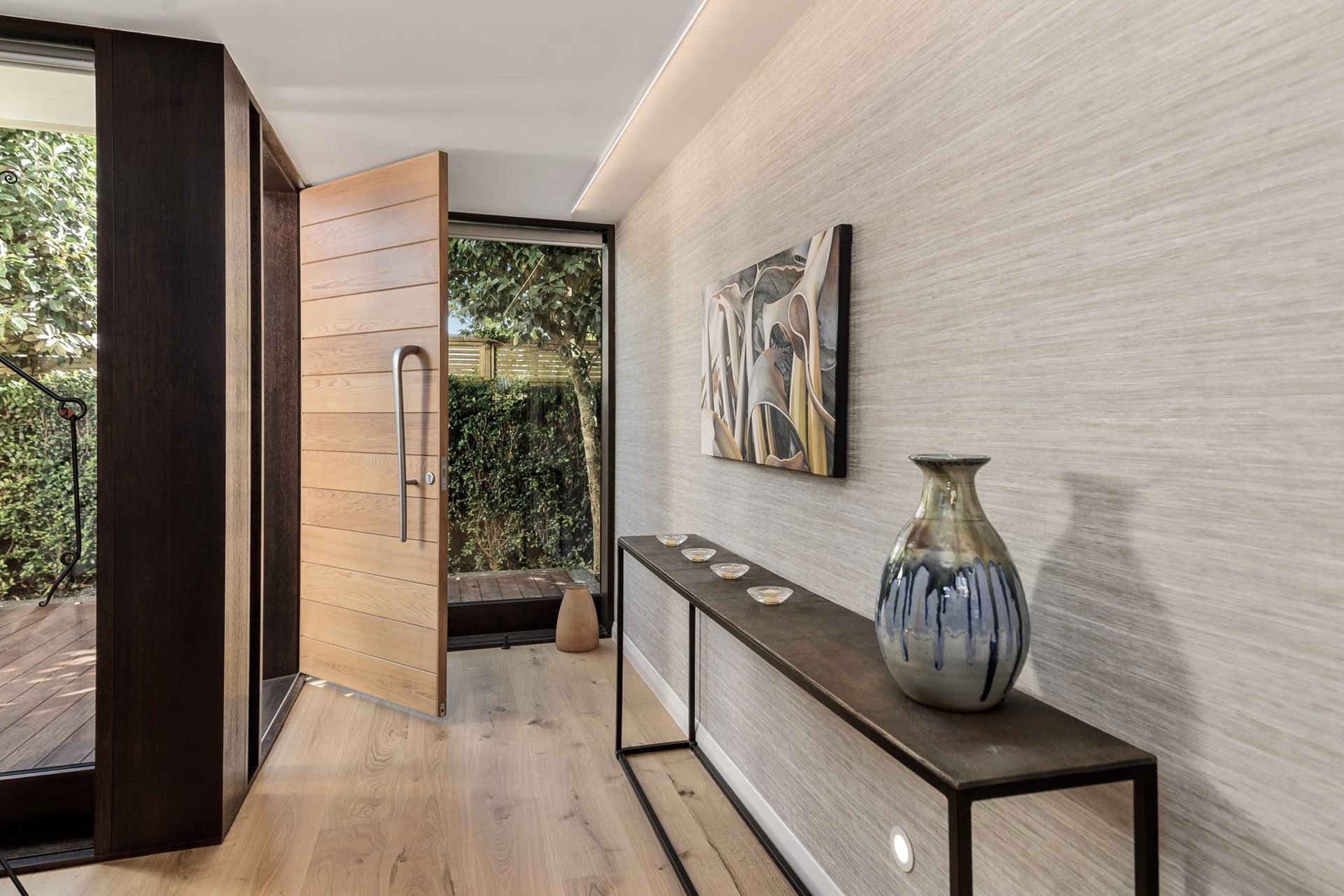 Hero Banner for Lee Brothers Cabinets and Joinery