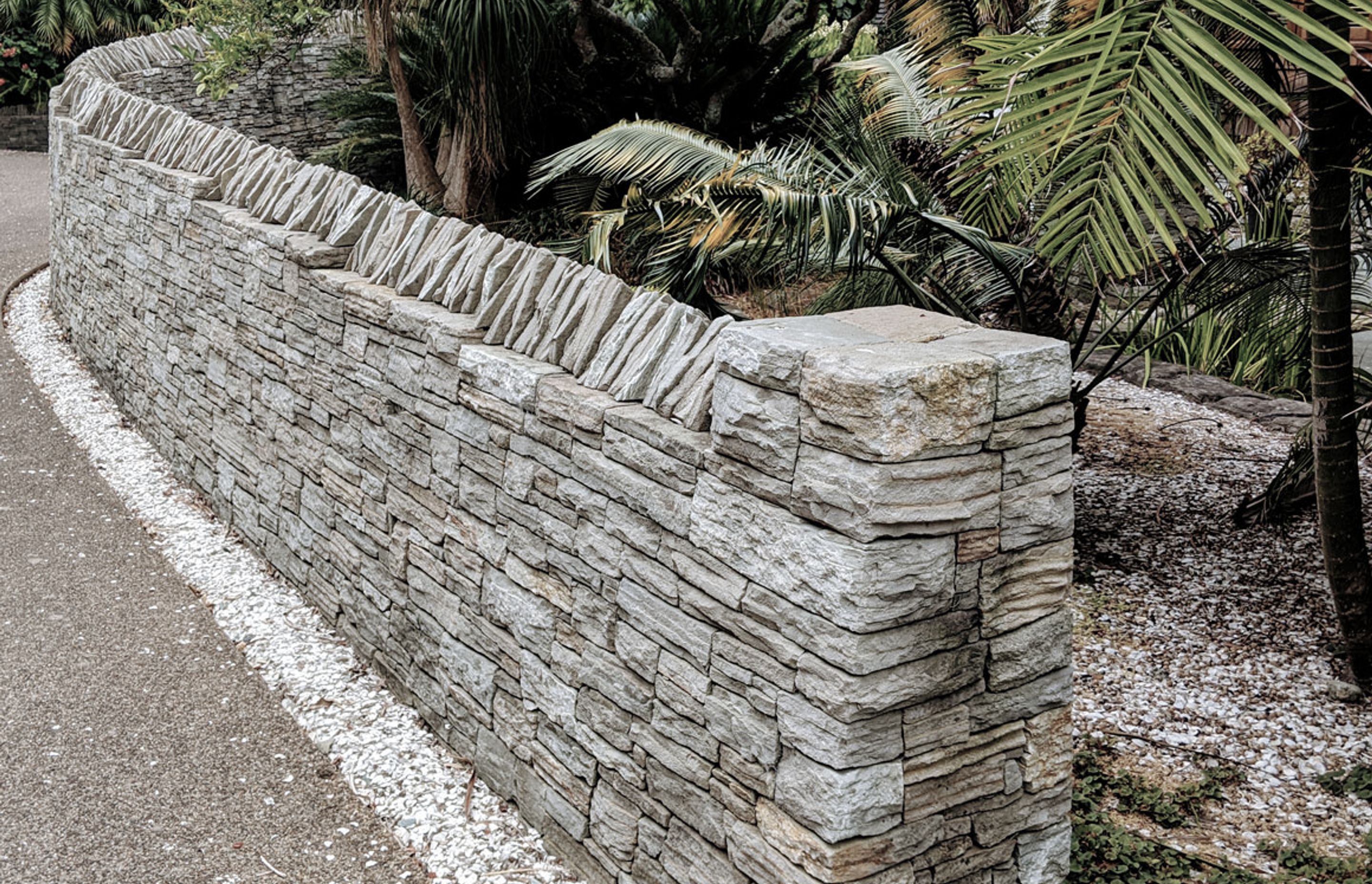 Driveway &amp; enclosed garden curved wal