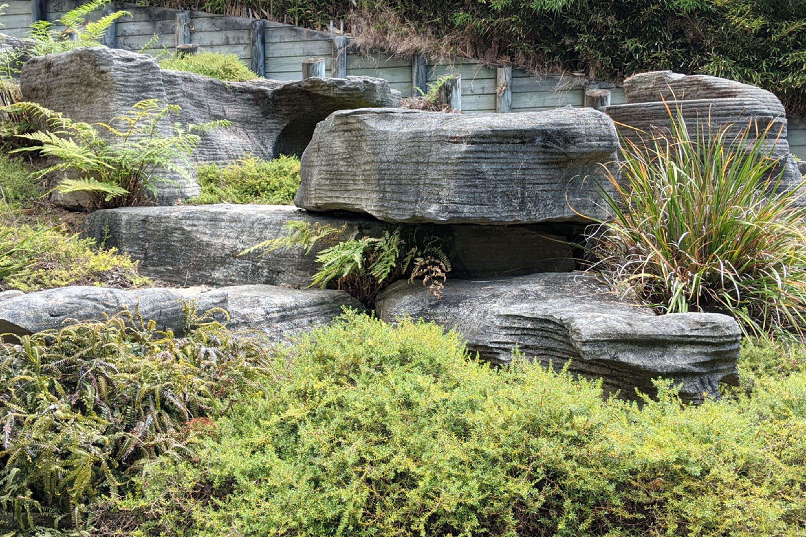 Feature Rocks