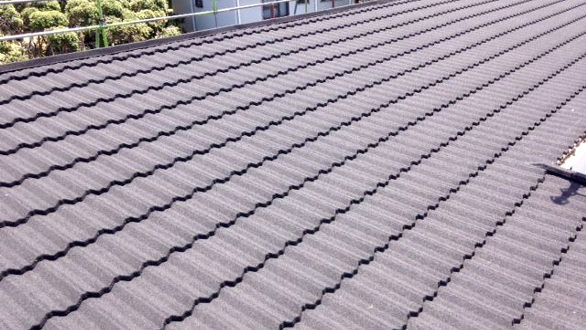 Some profiles allow you to choose either a textured or satin finish on the surface of your roof. Both have their merits but a textured stone finish is inclined to look a little more substantial yet visually softer; satin finishes tend to produce a smoothe