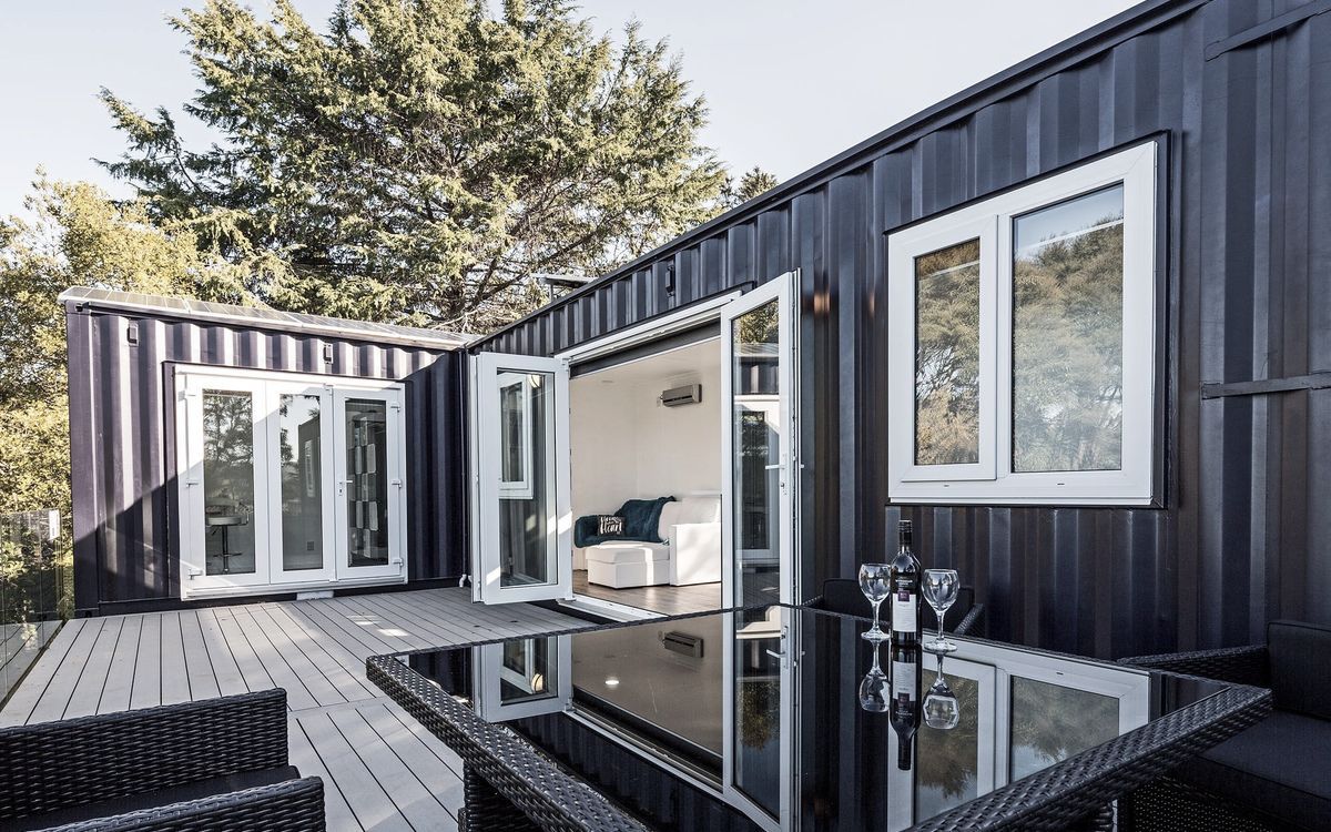 IQ Container Homes banner