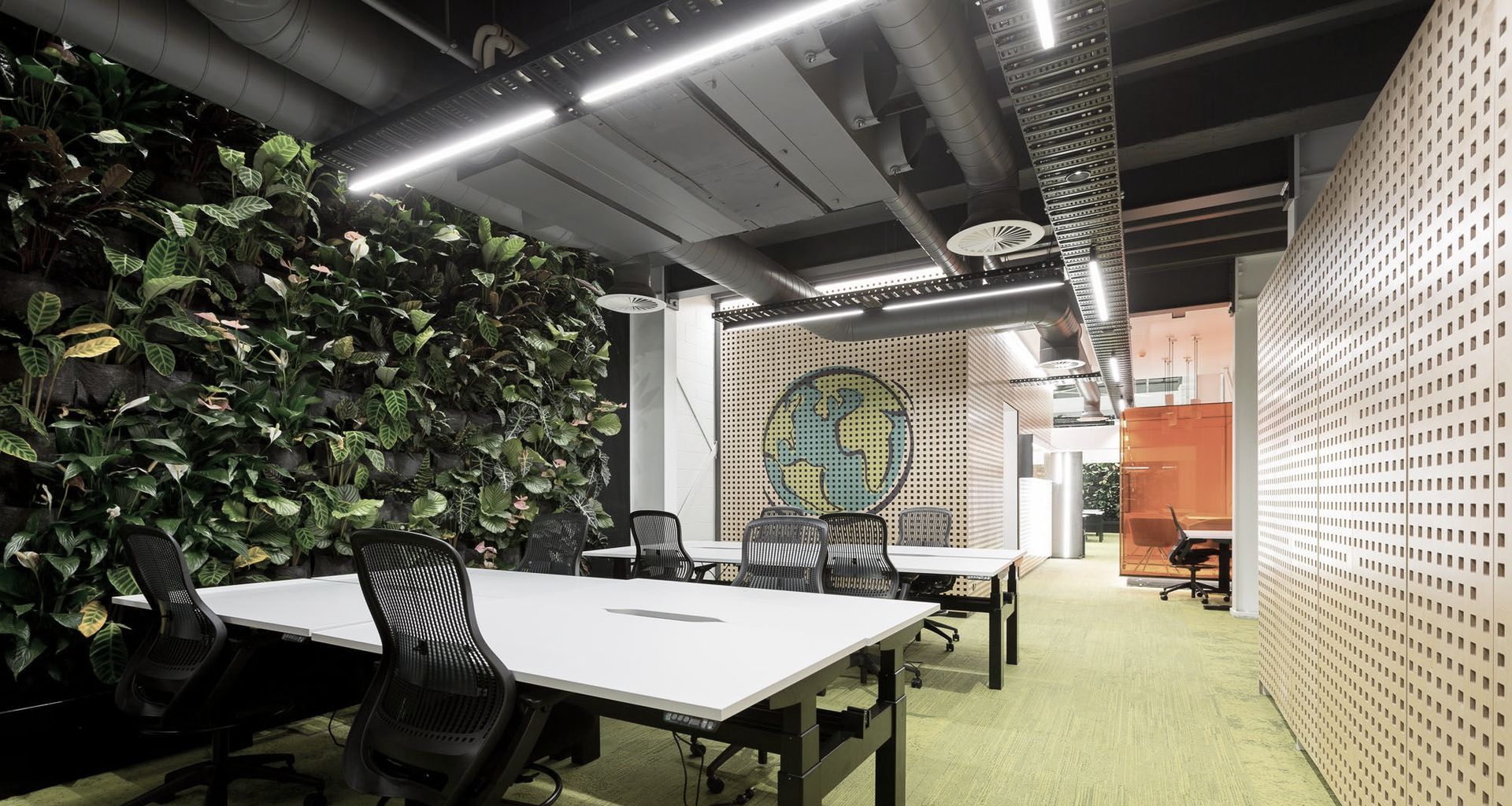IVHQ Offices banner