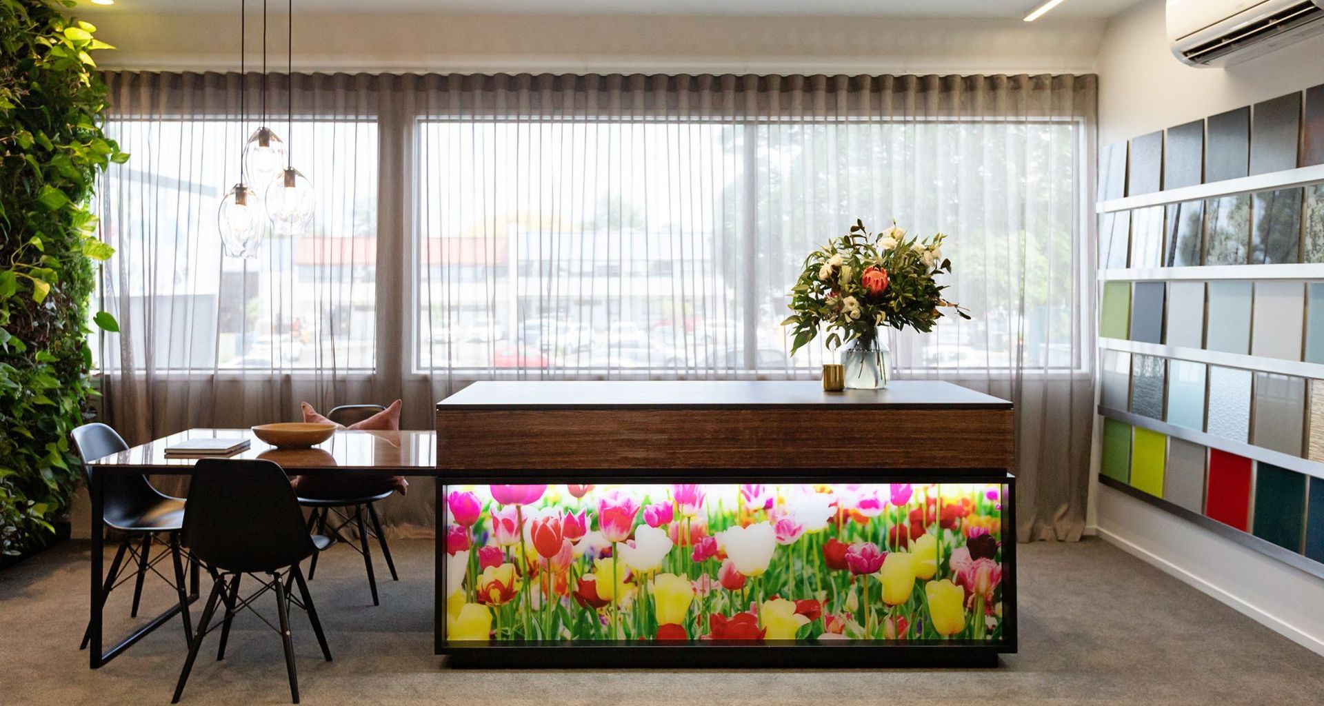 Image Glass Showroom banner