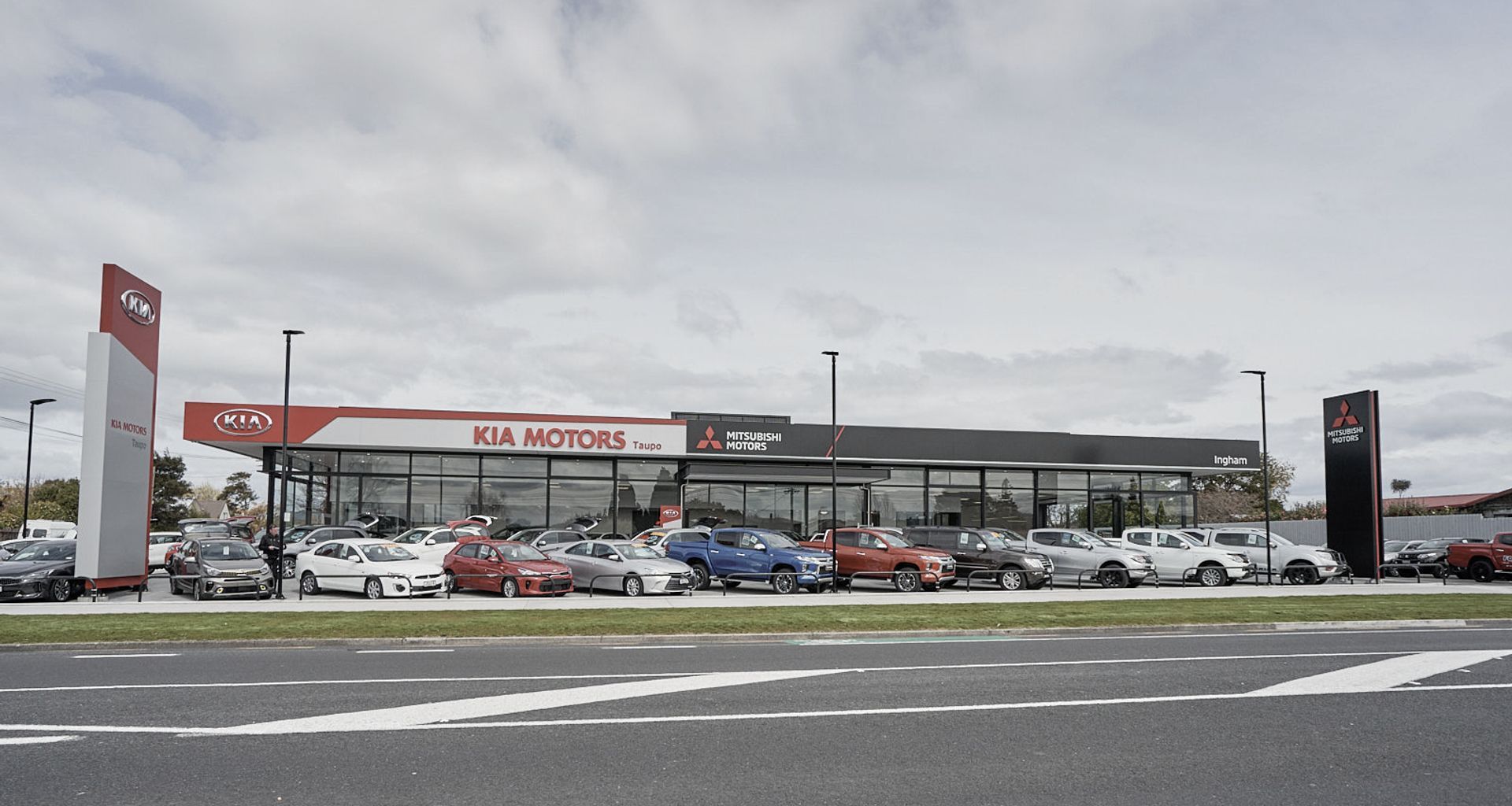 Ingham Mitsubishi Kia Taupo banner