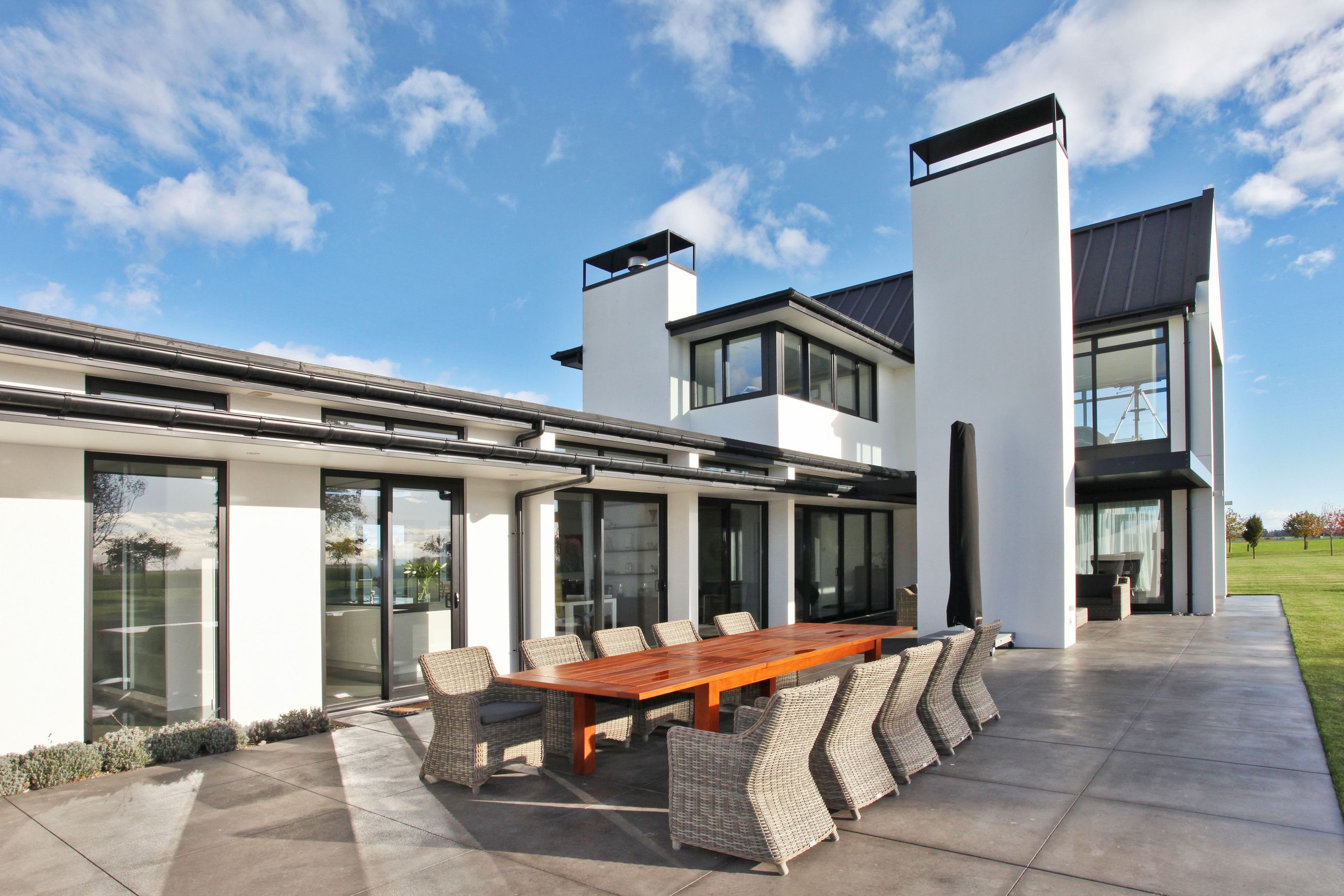 INTEGRA Lightweight Concrete Facade System