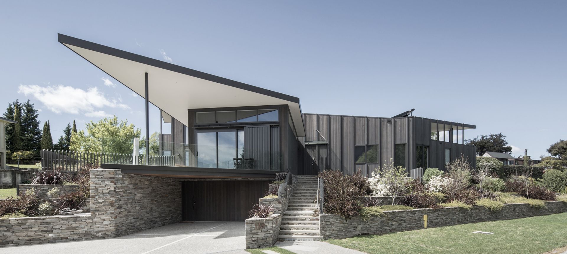 Intersect House banner