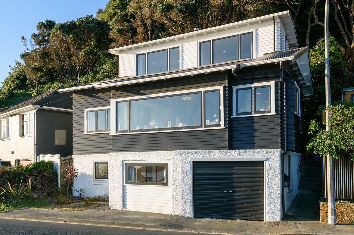Island Bay Home