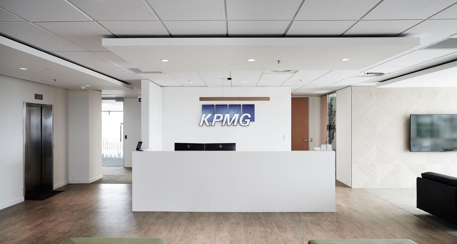 Kpmg banner