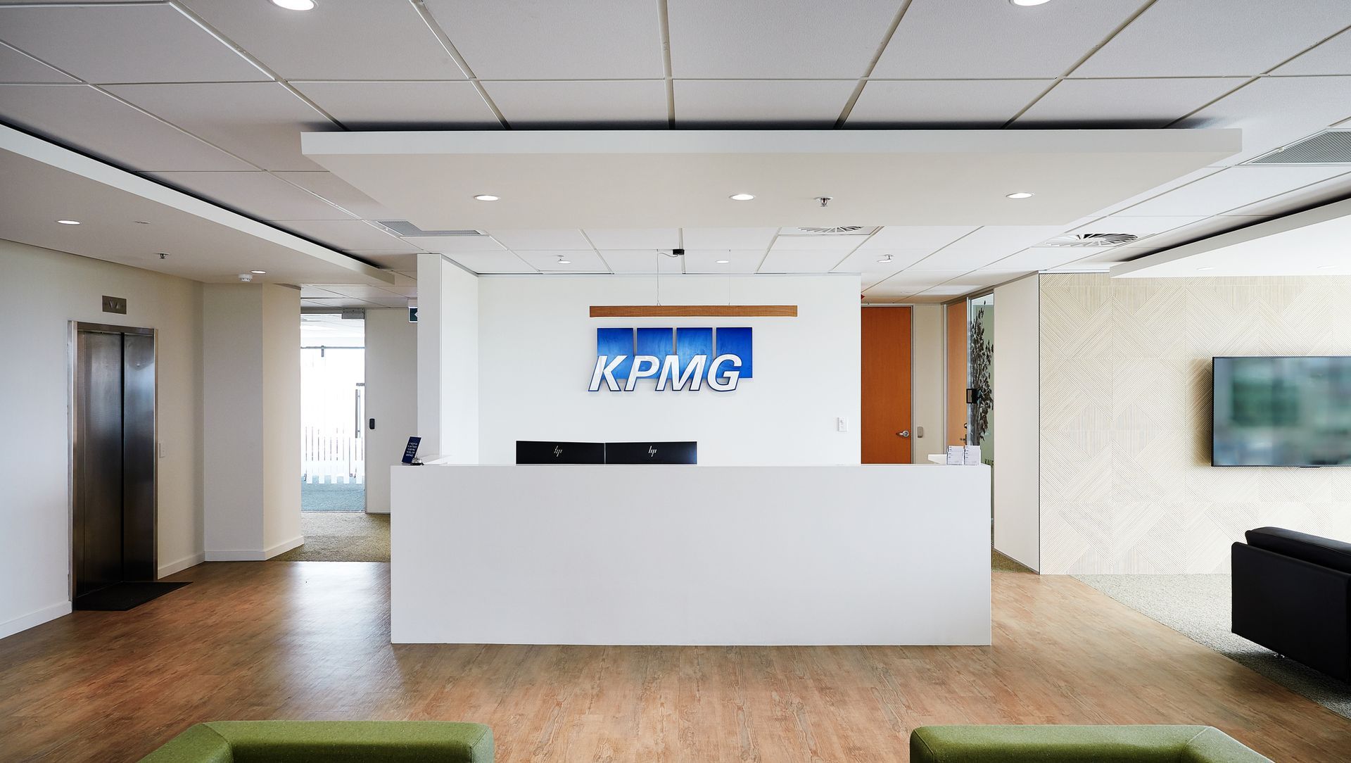 Kpmg banner